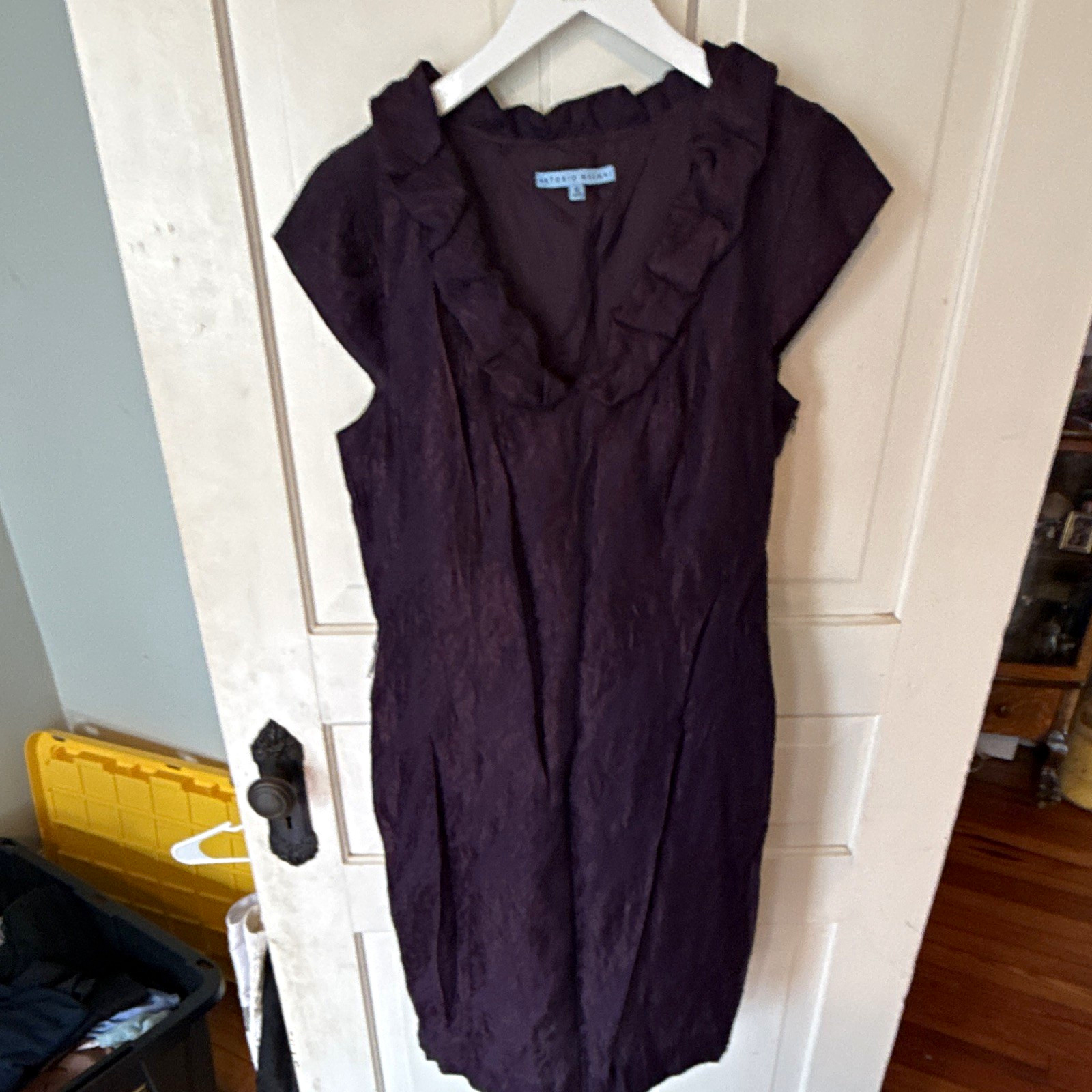Antonio Melani Sheath Dress Purple V-Neck Cap Sleeve Ruffle Zip Knee 12