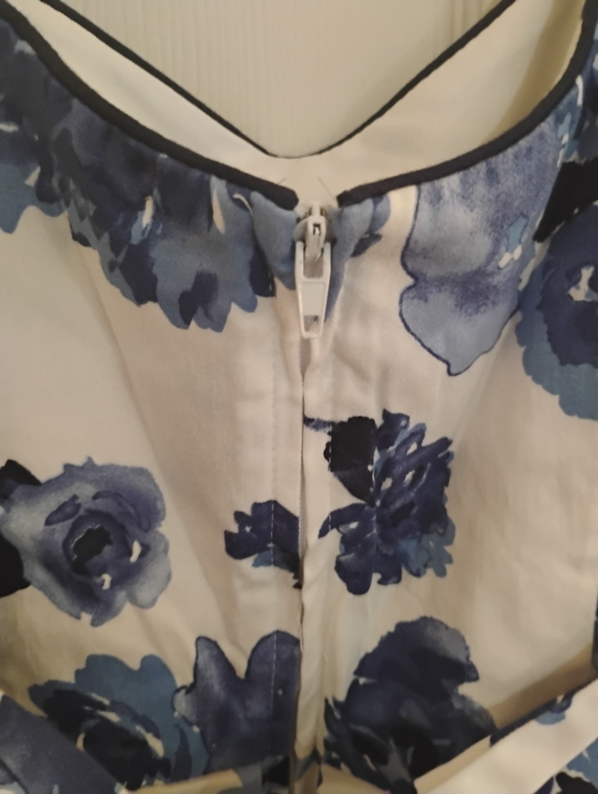 Teeze Me Fit Flare Dress Size 7 Juniors White Blue Floral Pleated Sleeveless