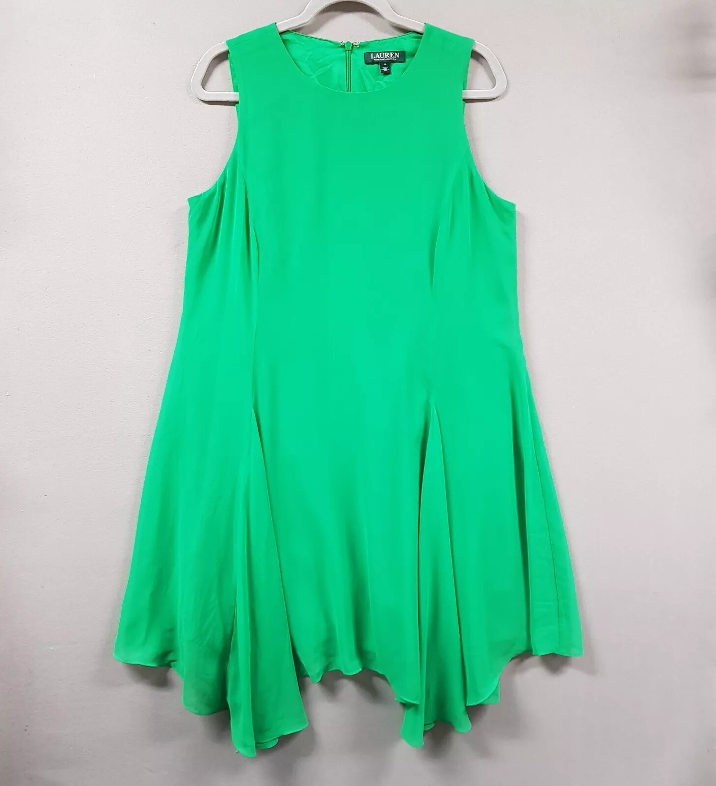 Lauren Ralph Lauren Green Dress Women’s size 14 A-line Handkerchief Hem Flowy