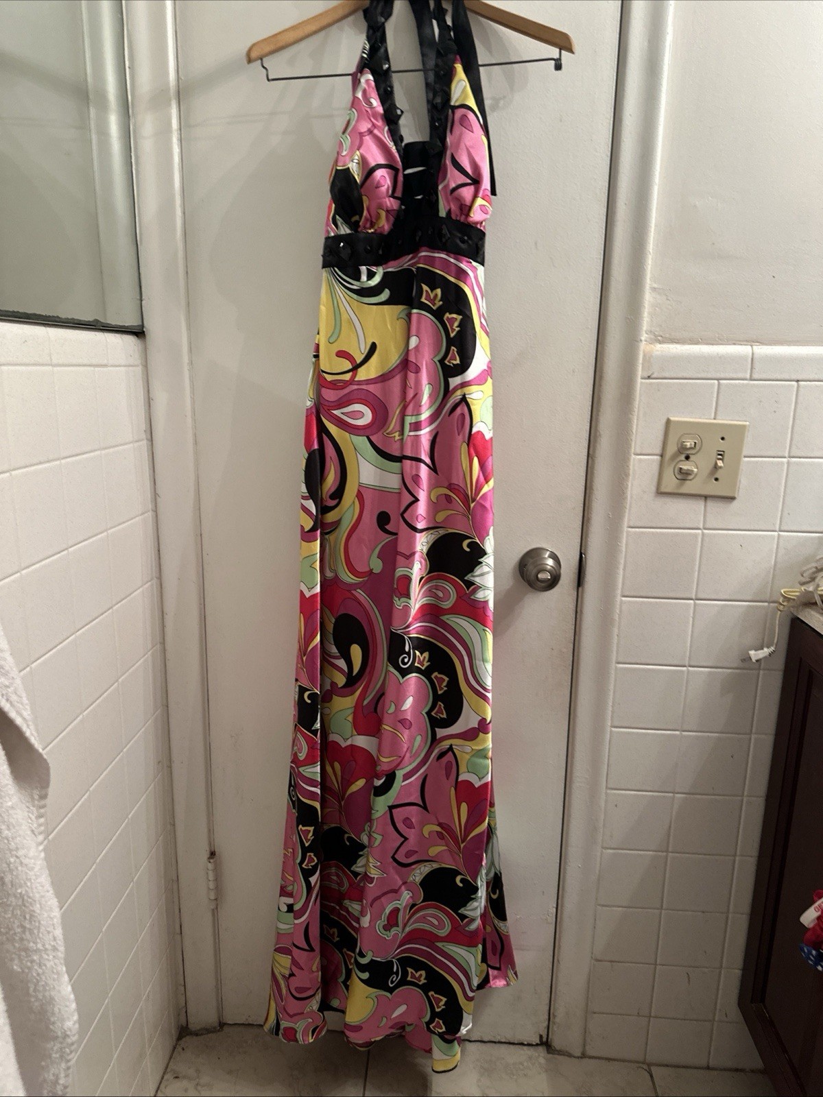 Women’s Dave And Johnny Long Formal Halter Muti Colored Dress