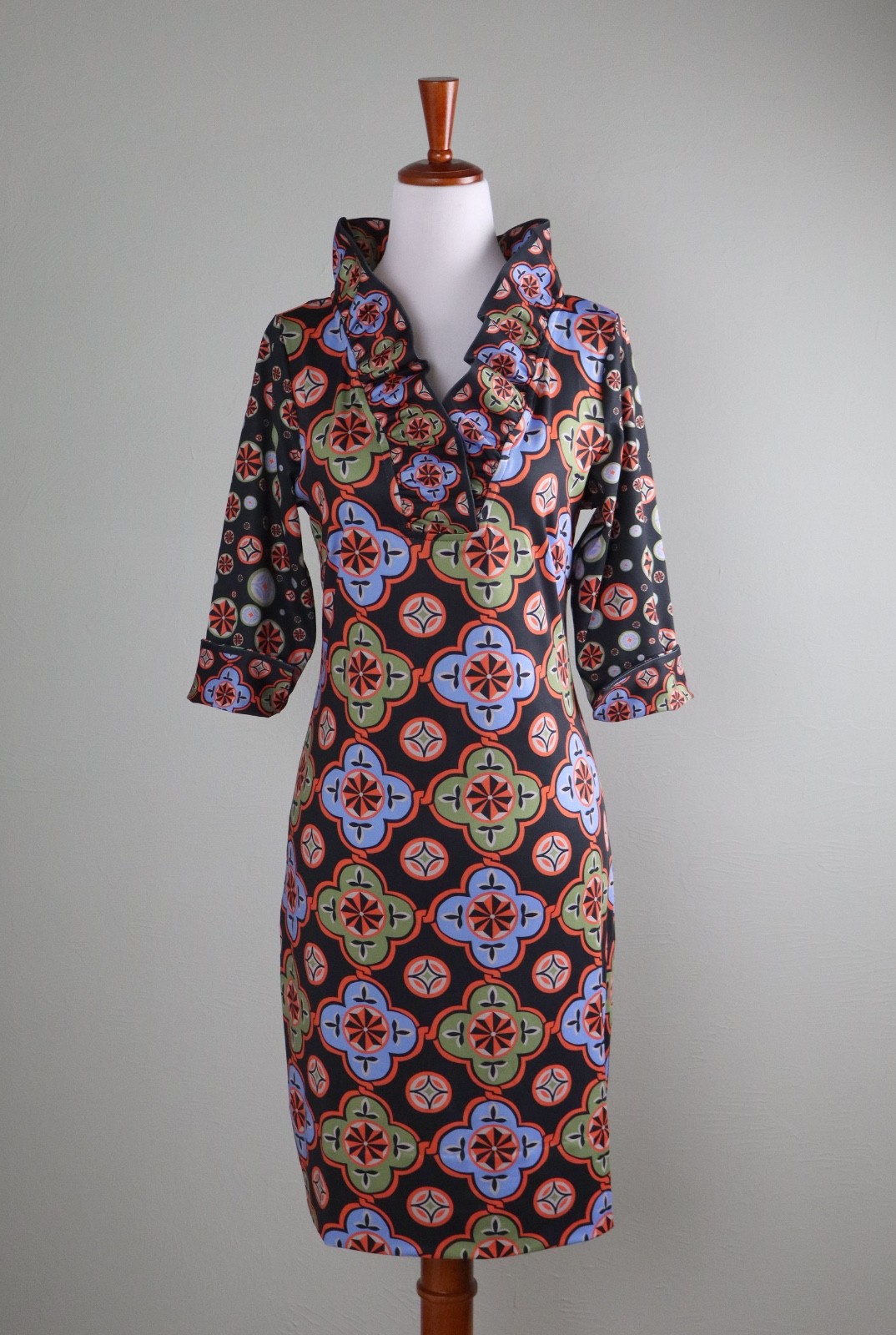 GRETCHEN SCOTT NWT $219 Smooth Stretch Ruffneck Dress in Sundial Size Small