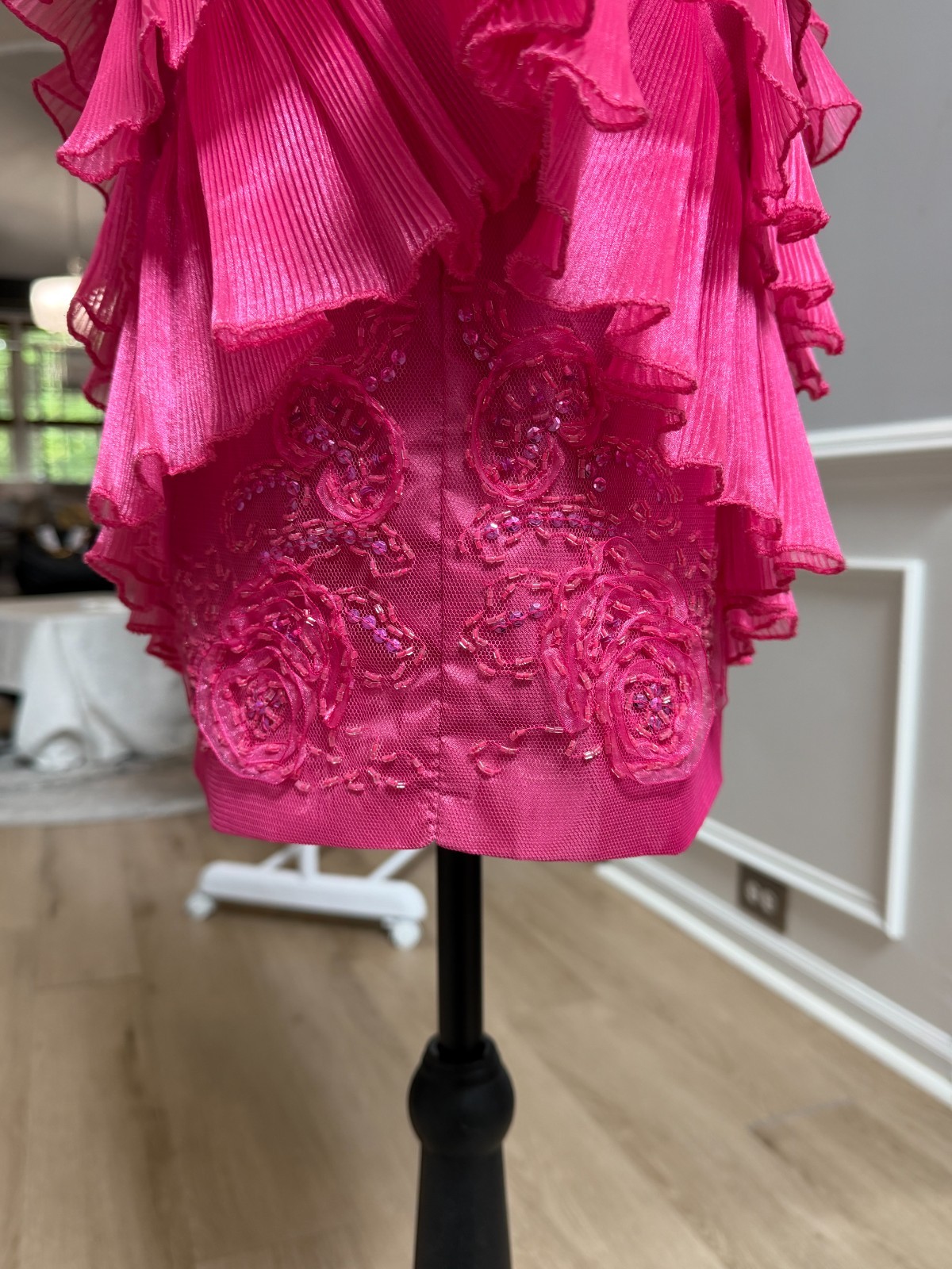 G001 Cinderella Divine Fuchsia Pink Ruffle Rosette Mini Formal Dress Size 4