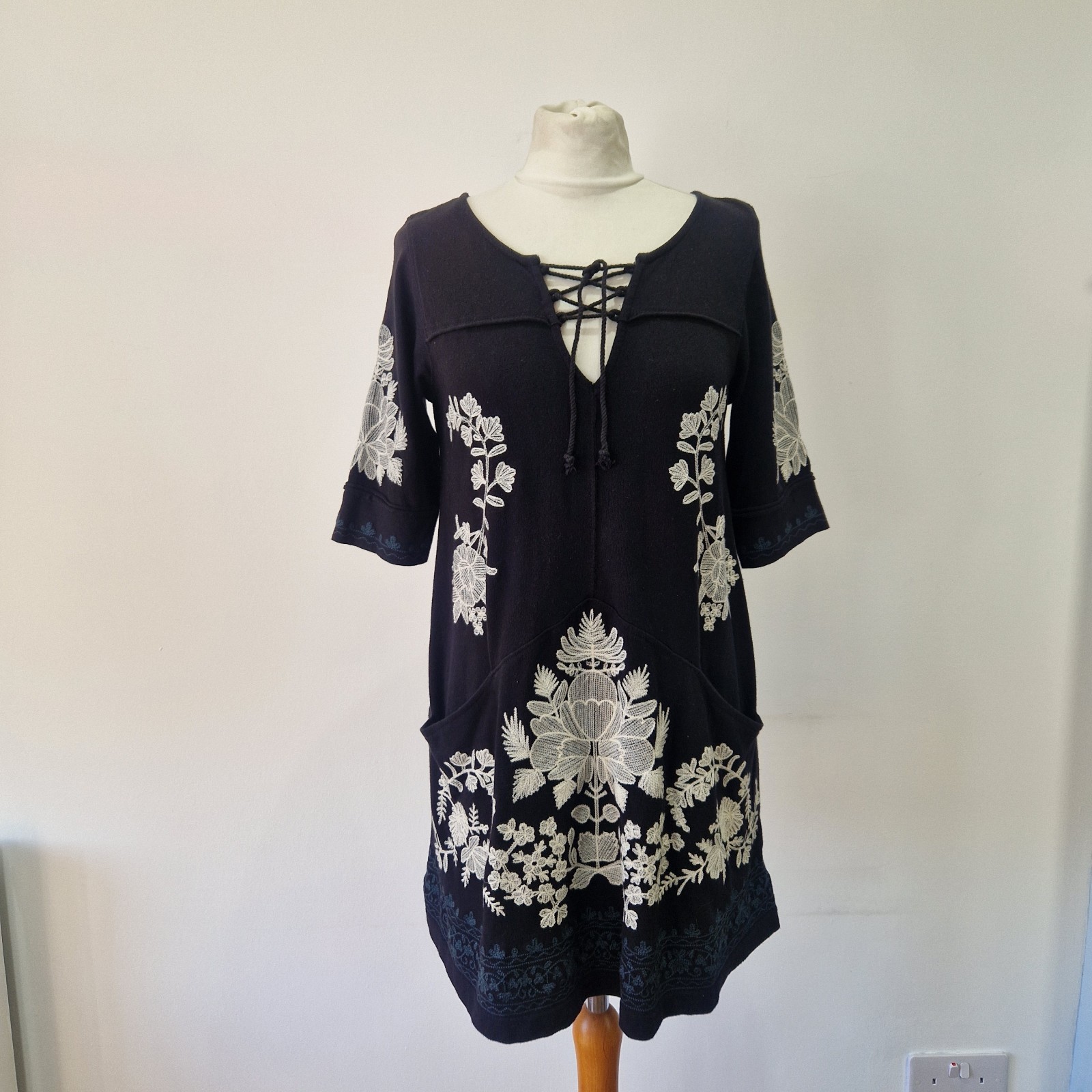 Free People Embroidered Mini Dress Black White Short Sleeve S 10 12 Casual Party