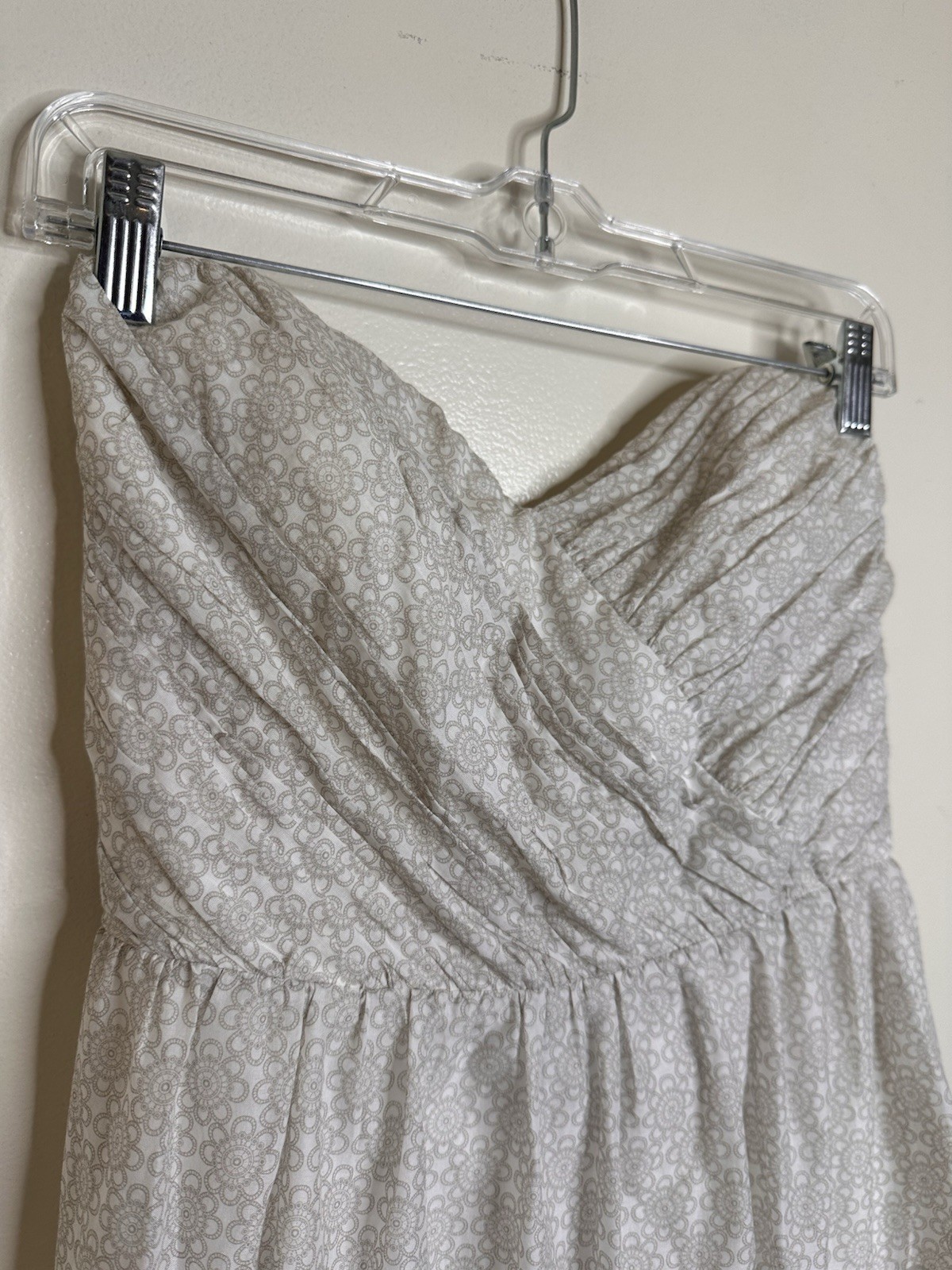 Express NEW Size 12 Strapless/Straps Sweetheart Neckline Mini Dress White Taupe
