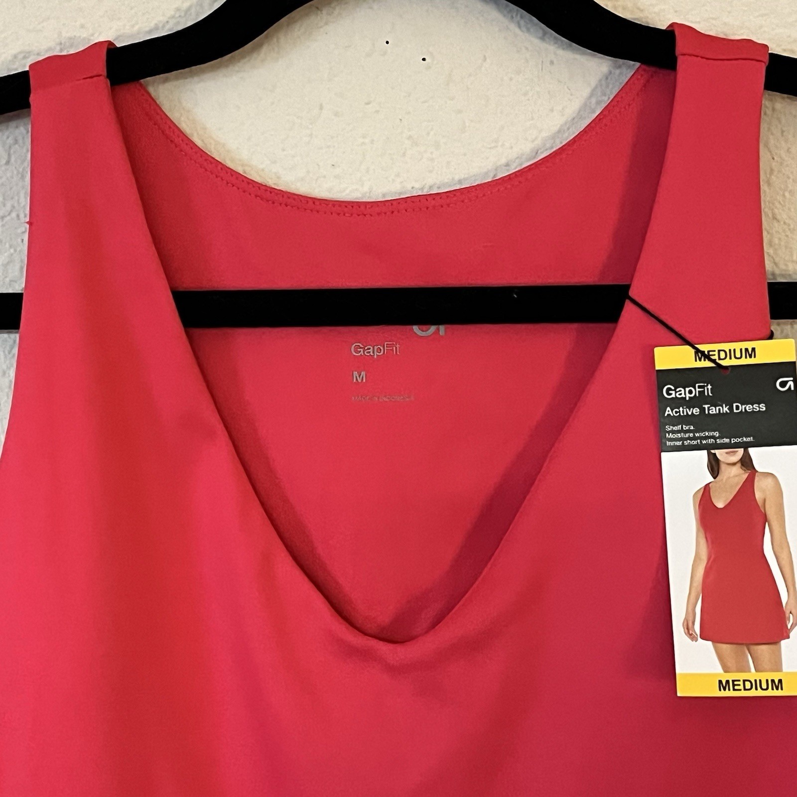 NWT Gap Fit Red Dress Lined Shorts Athletic Size M