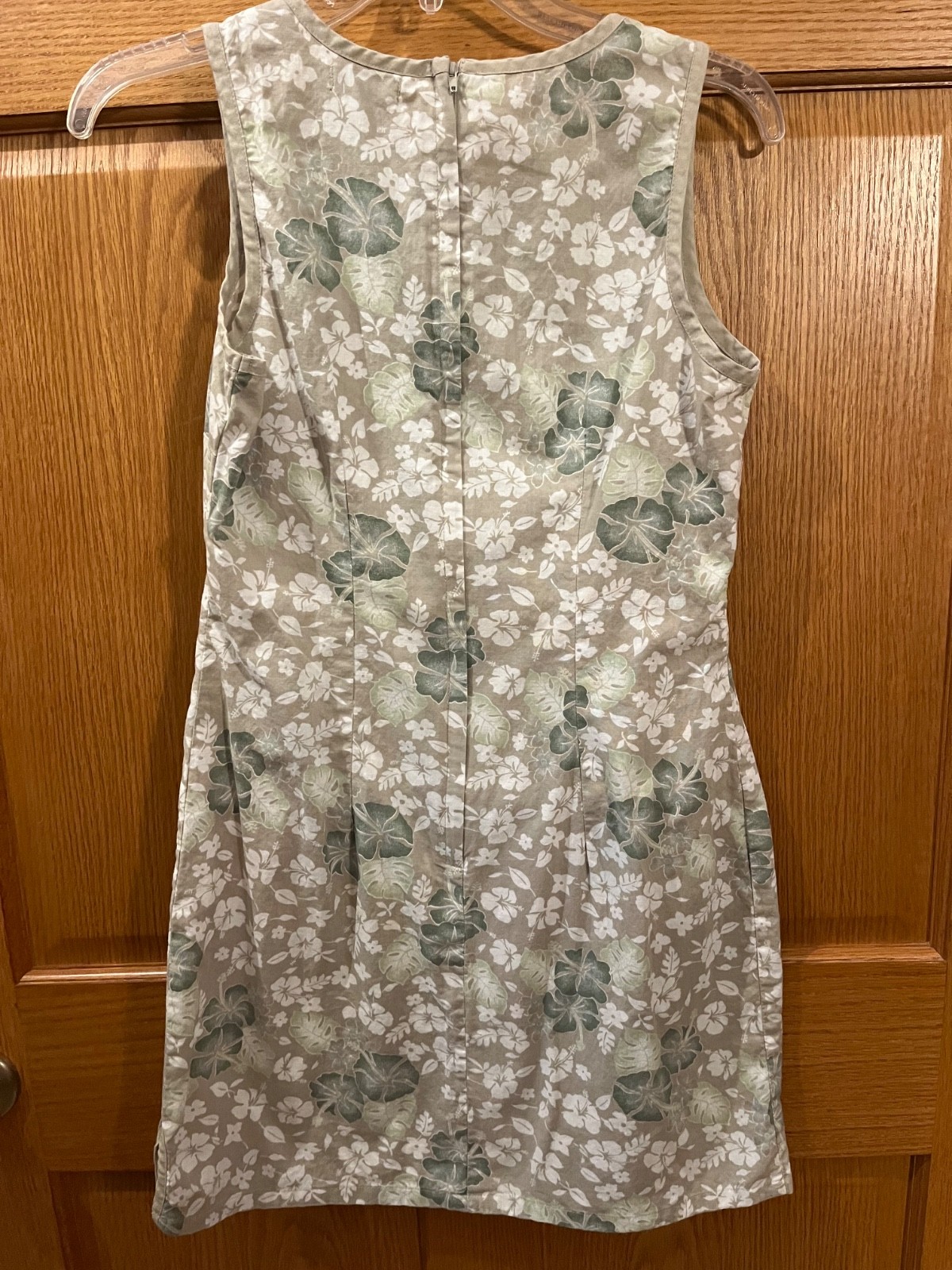 Coastal Beach Chic Tropical Prep Retro Mod Floral Sleeveless Shift Dress 9/10