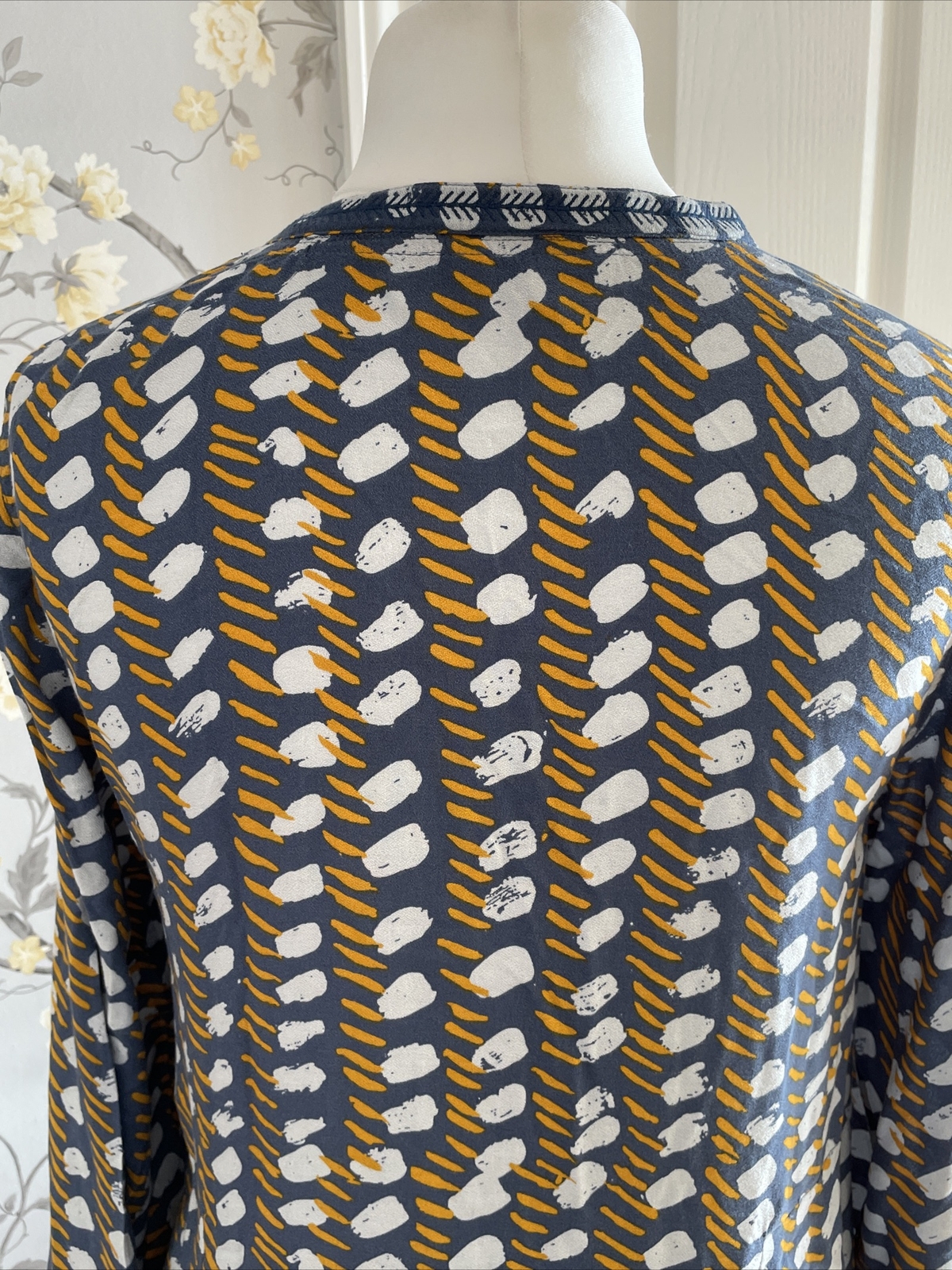 White Stuff Chambray Blue Gold Grey Abstract Print Shirt Dress Ladies Size 12
