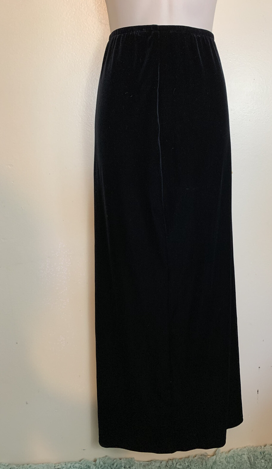 JR NITES CALIENDO Black 2pc Velvet Formal Gown Top Skirt Set size M