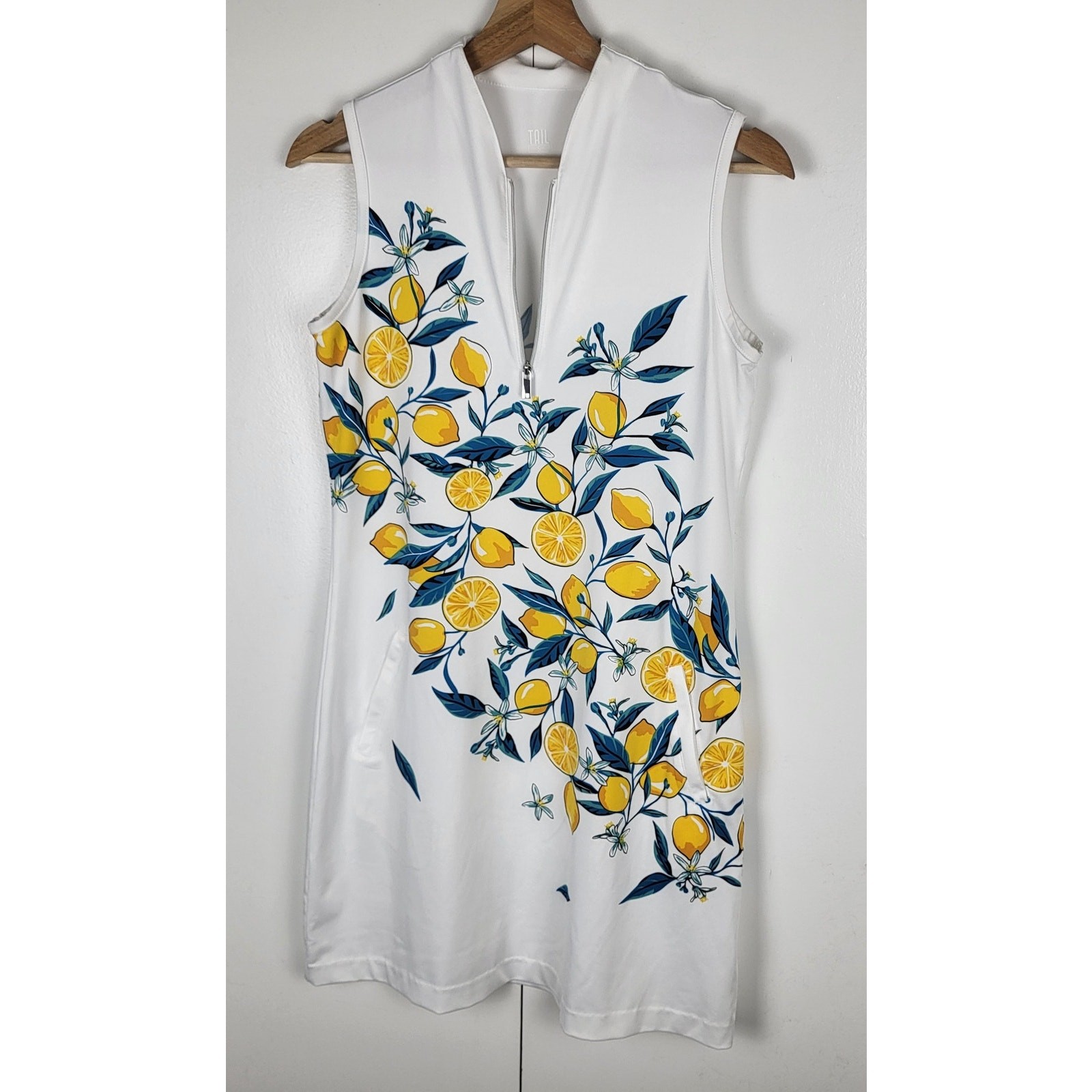 Tail Athletic Tennis Golf Dress White Quarter Zip Performance Dress Small