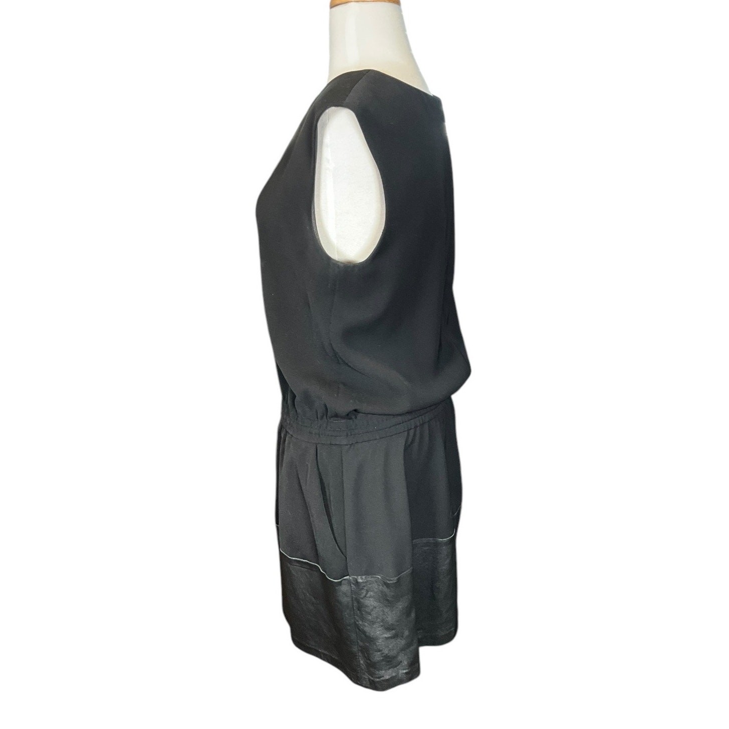 VINCE Lamb Leather Contrast Drawstring Waist Black Dress Small Preppy All Season
