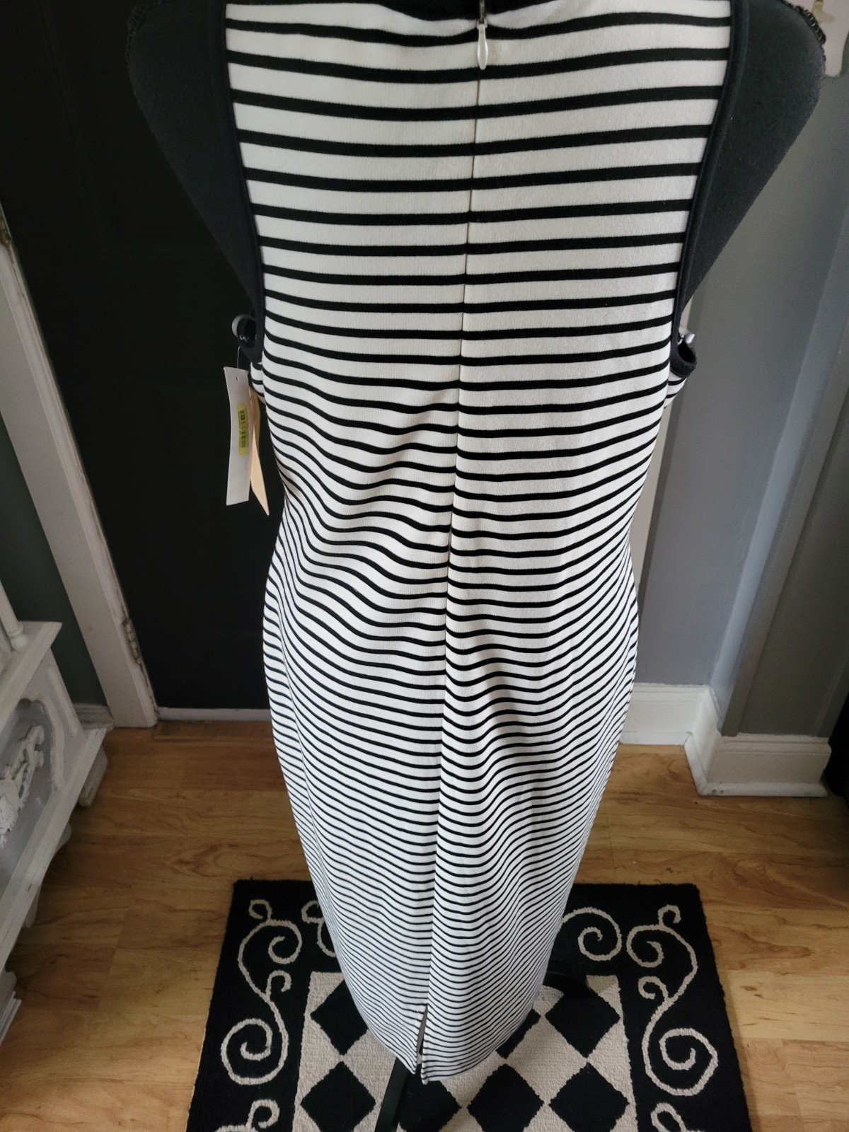 Womens Black & White Striped Maxi Dress Size XL Copper Key Sleeveless (A1)