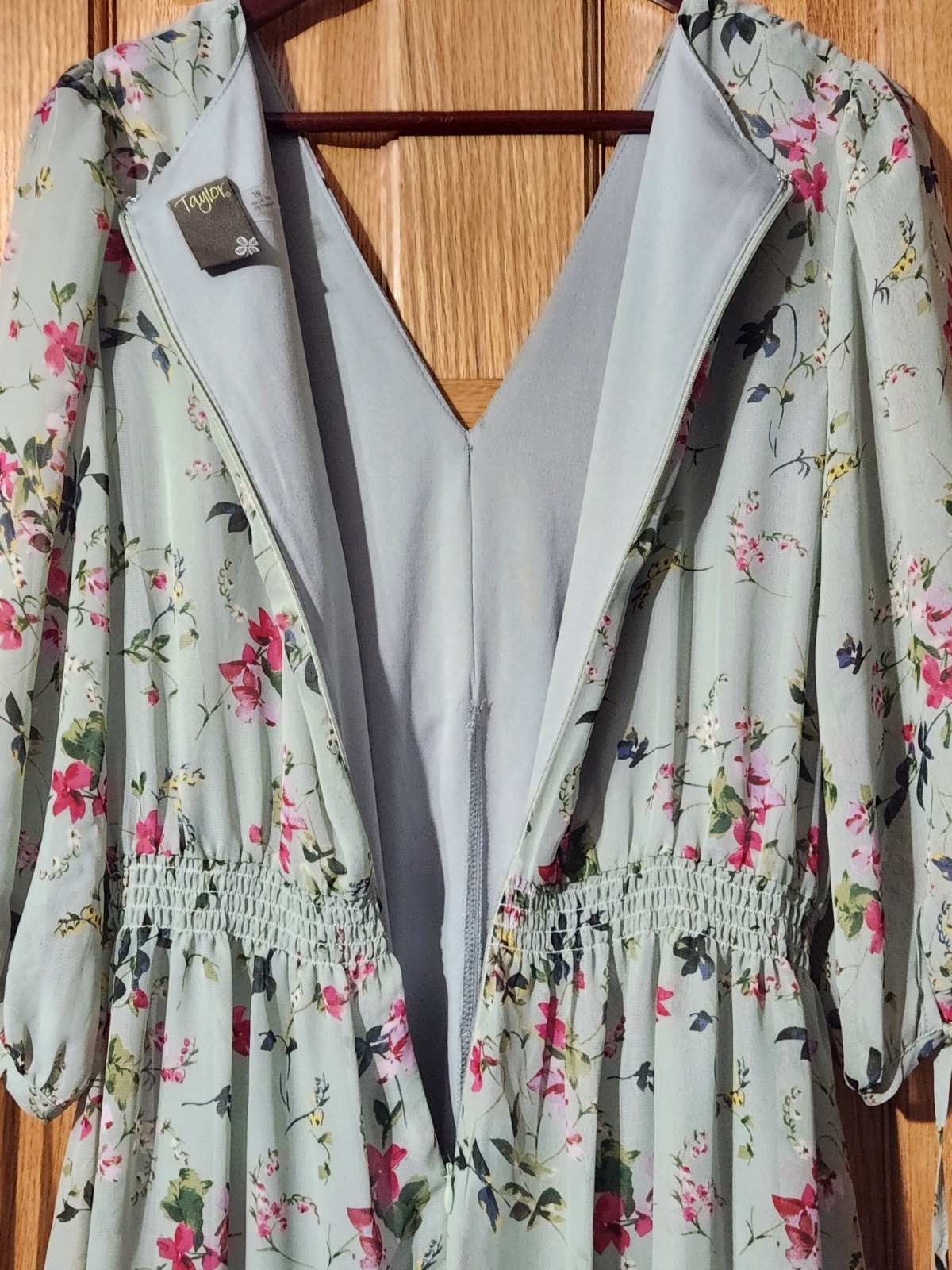 Taylor Sage Green Floral Smocked Tiered Dress sz16 Boho Romantic Sheer Garden