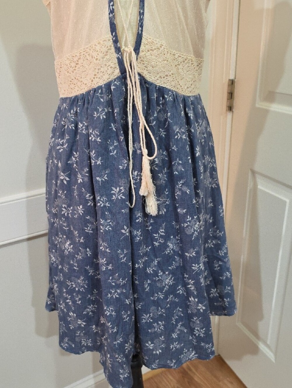 RYU Boho Cottagecore Blue Floral Lace-Up Corset-Back V-Neck Sundress – Size M