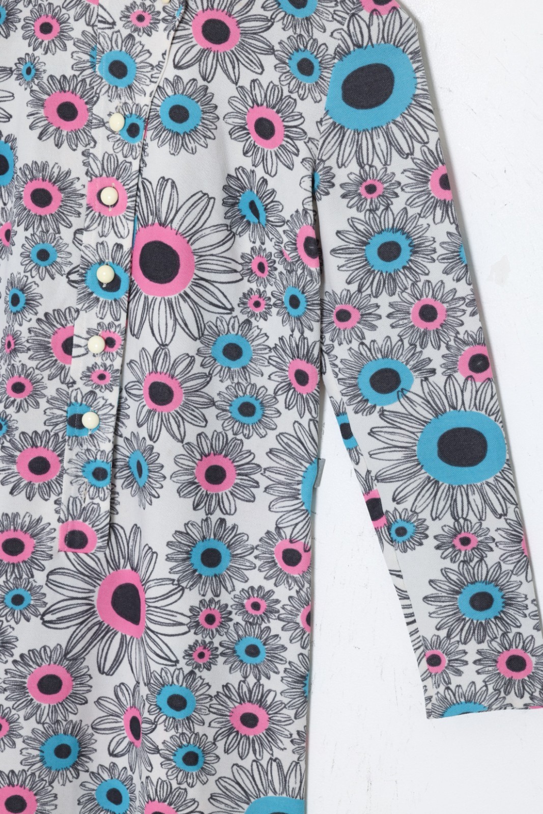 1970s, Finnish Printed Leisure Shift Dress, Psychedelic Daisy Motif