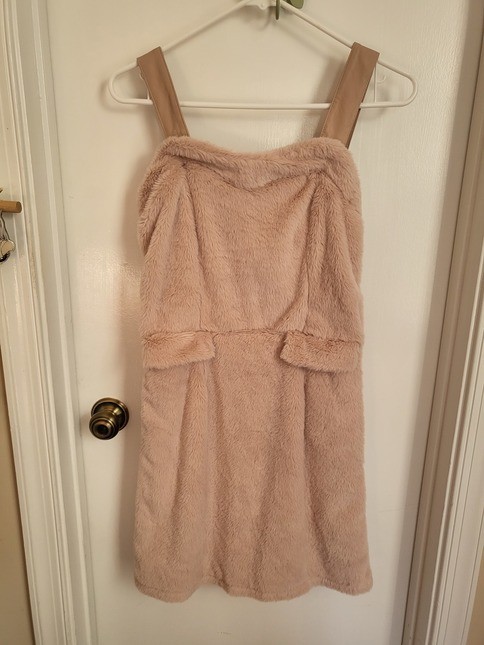 NWT Liz Lisa Tralala soft faux fur pink dress Japan Size 0