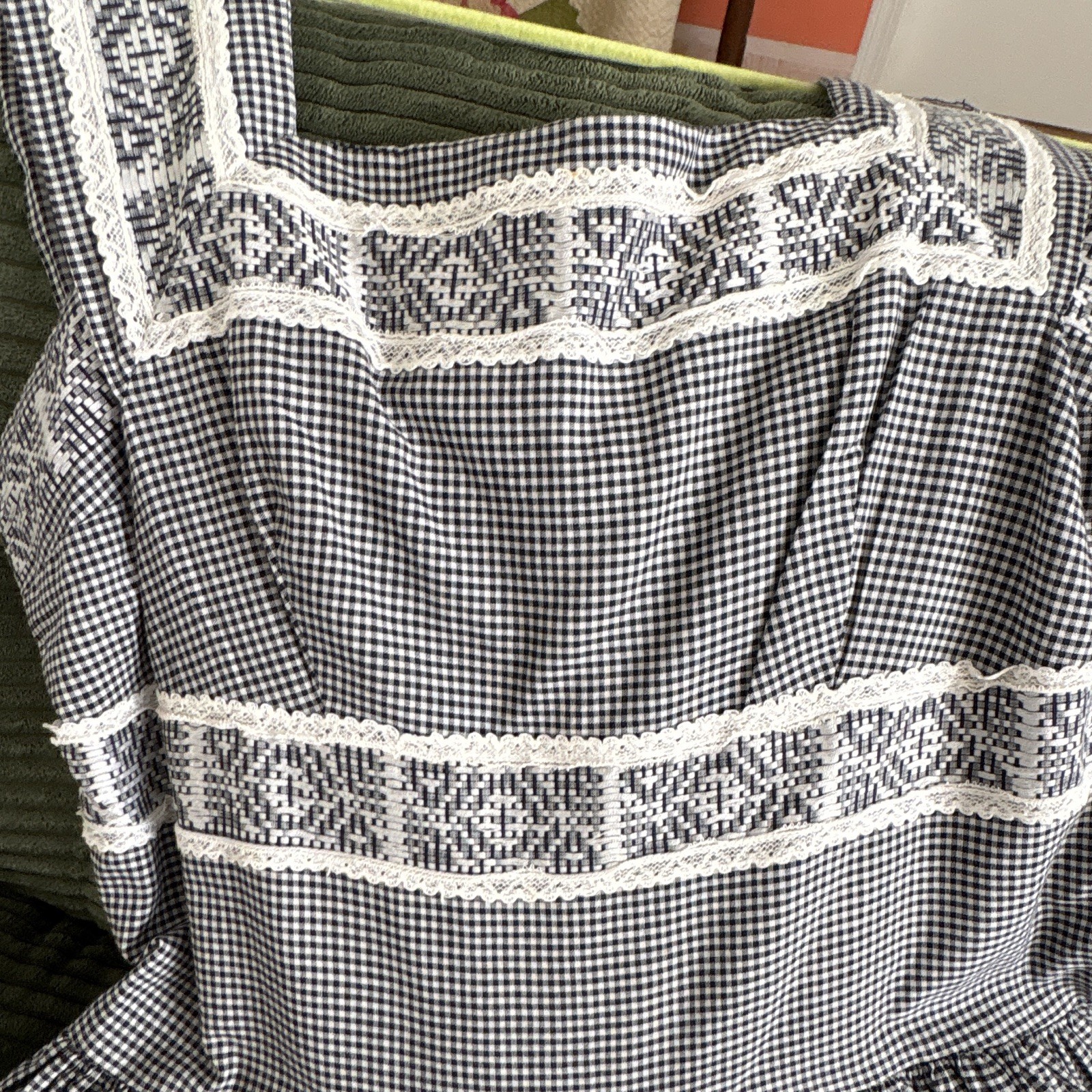Toni Hunt by Huntington Black/White Gingham Lace Ruffle hoop skirt 50s Dress S