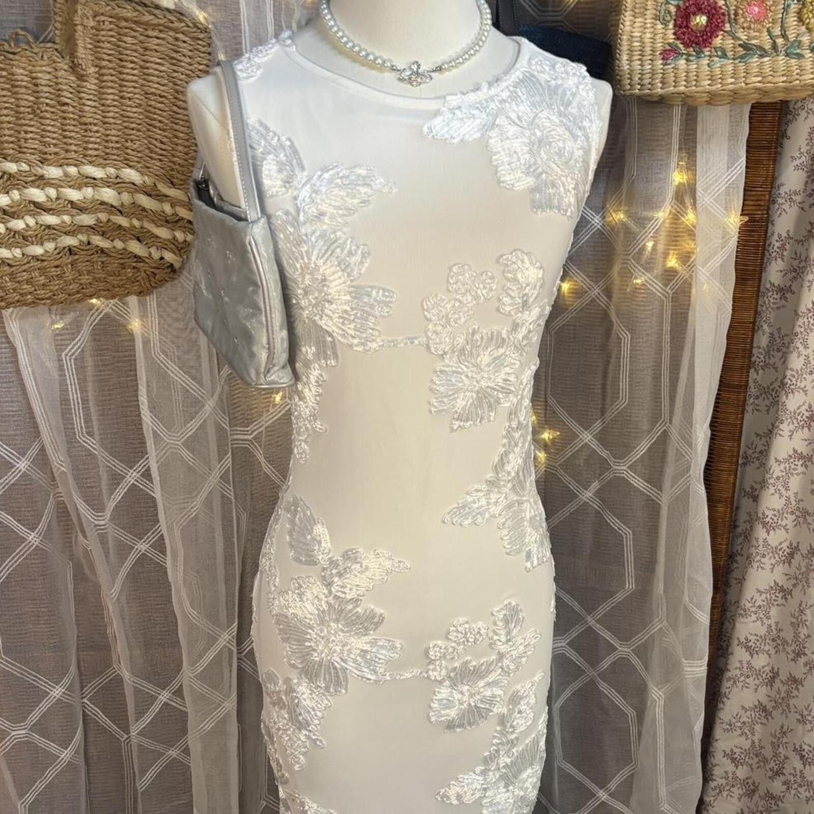 ZESICA White 3D Floral Applique Mesh Midi Dress NWT Sz M Bridal Baby Vacation