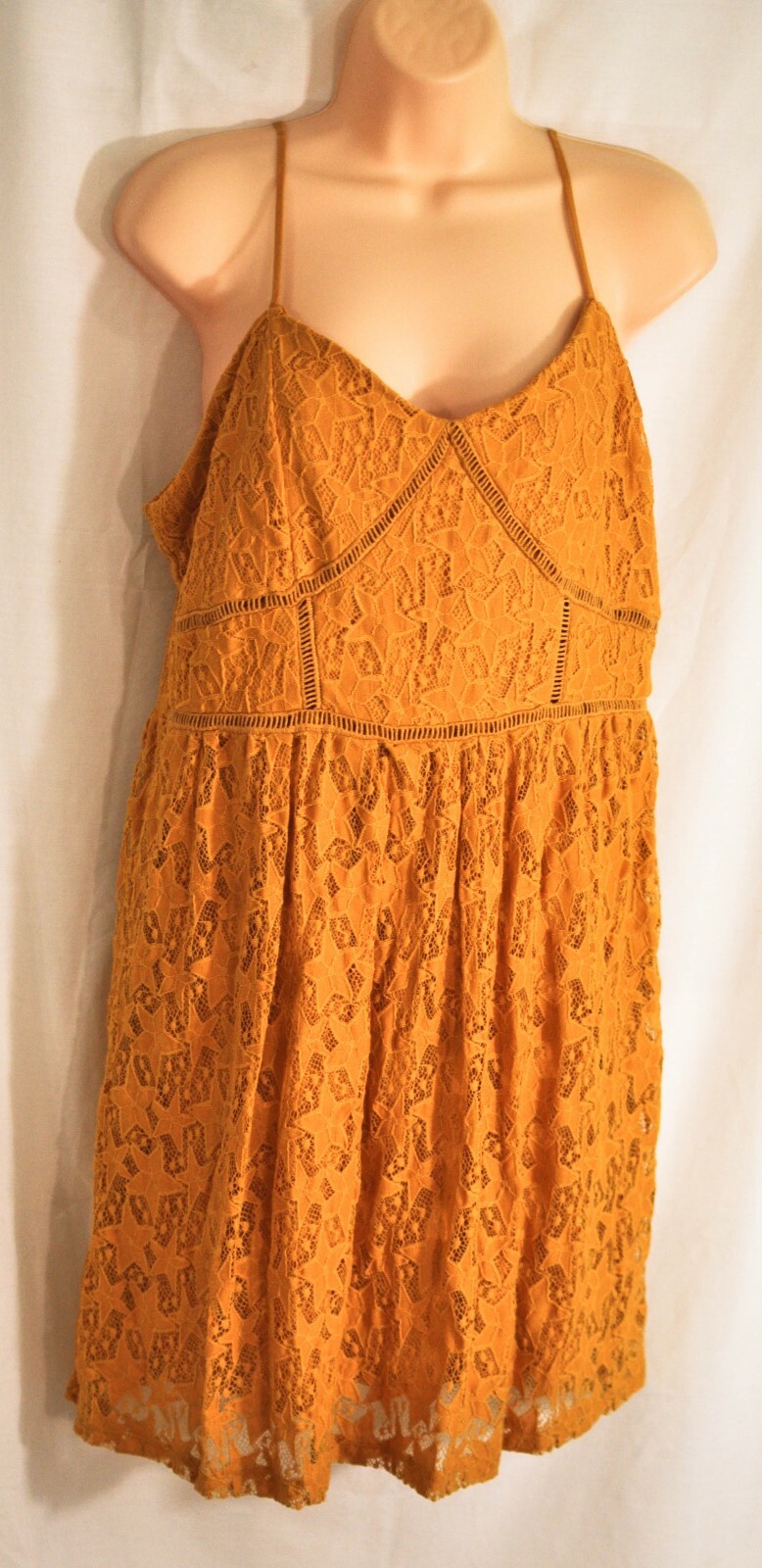 women’s Xhilaration dress size large gold lace spaghetti straps lined zipper