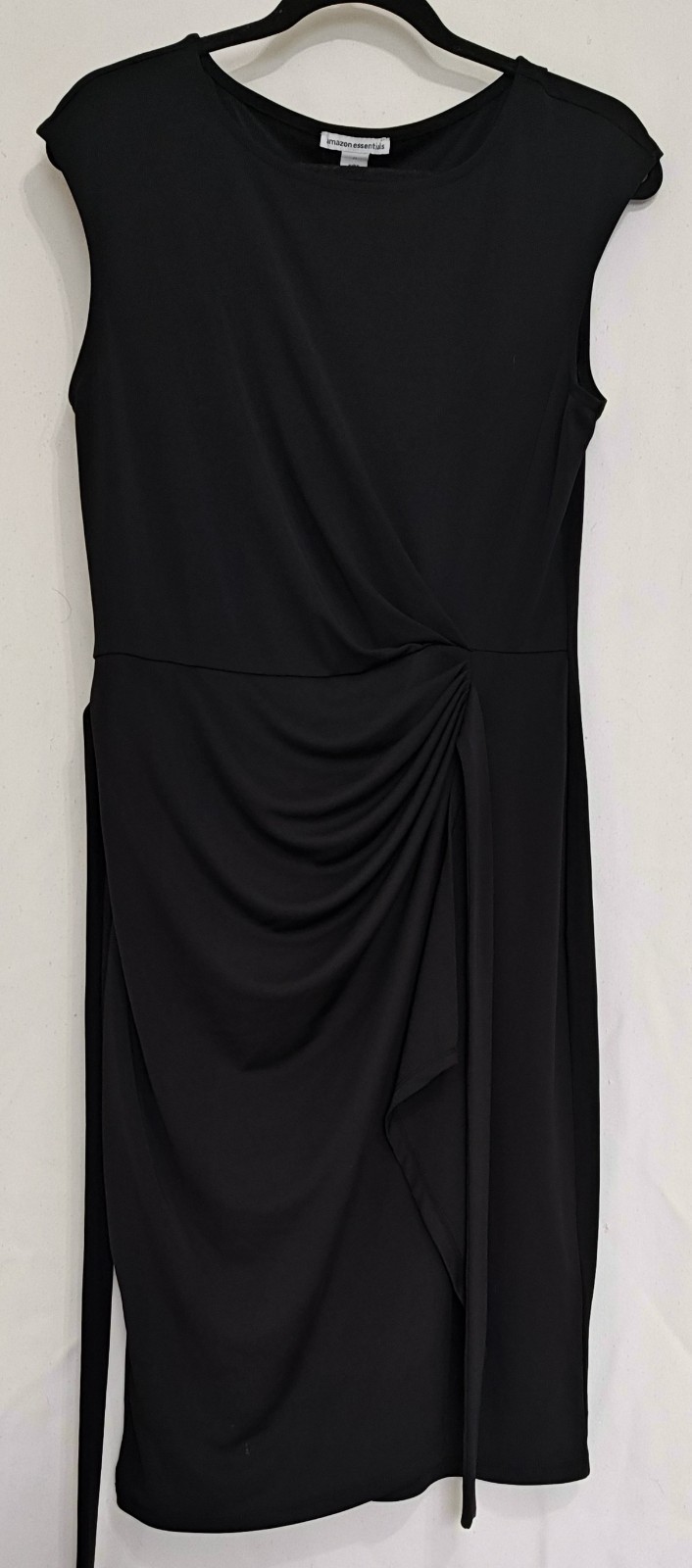 Women’s Medium Black Sleeveless Stretch Wrap Dress ~ Used