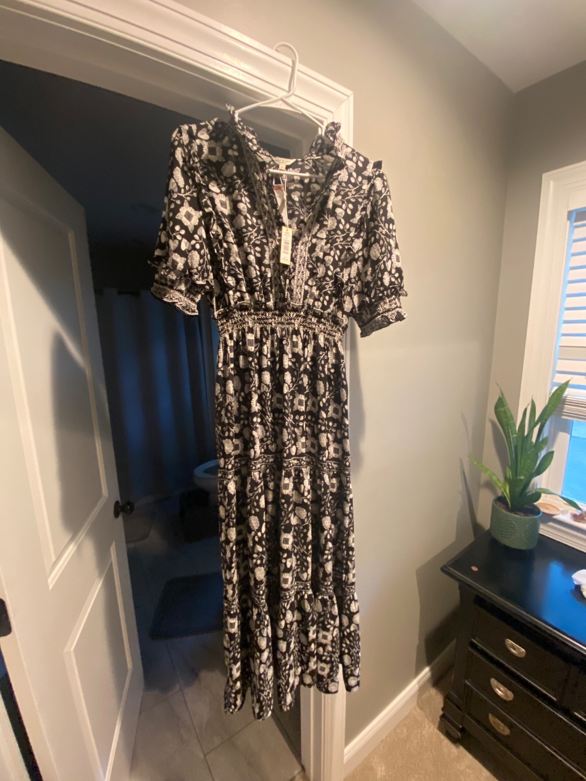 max studio black and white maxi dress L