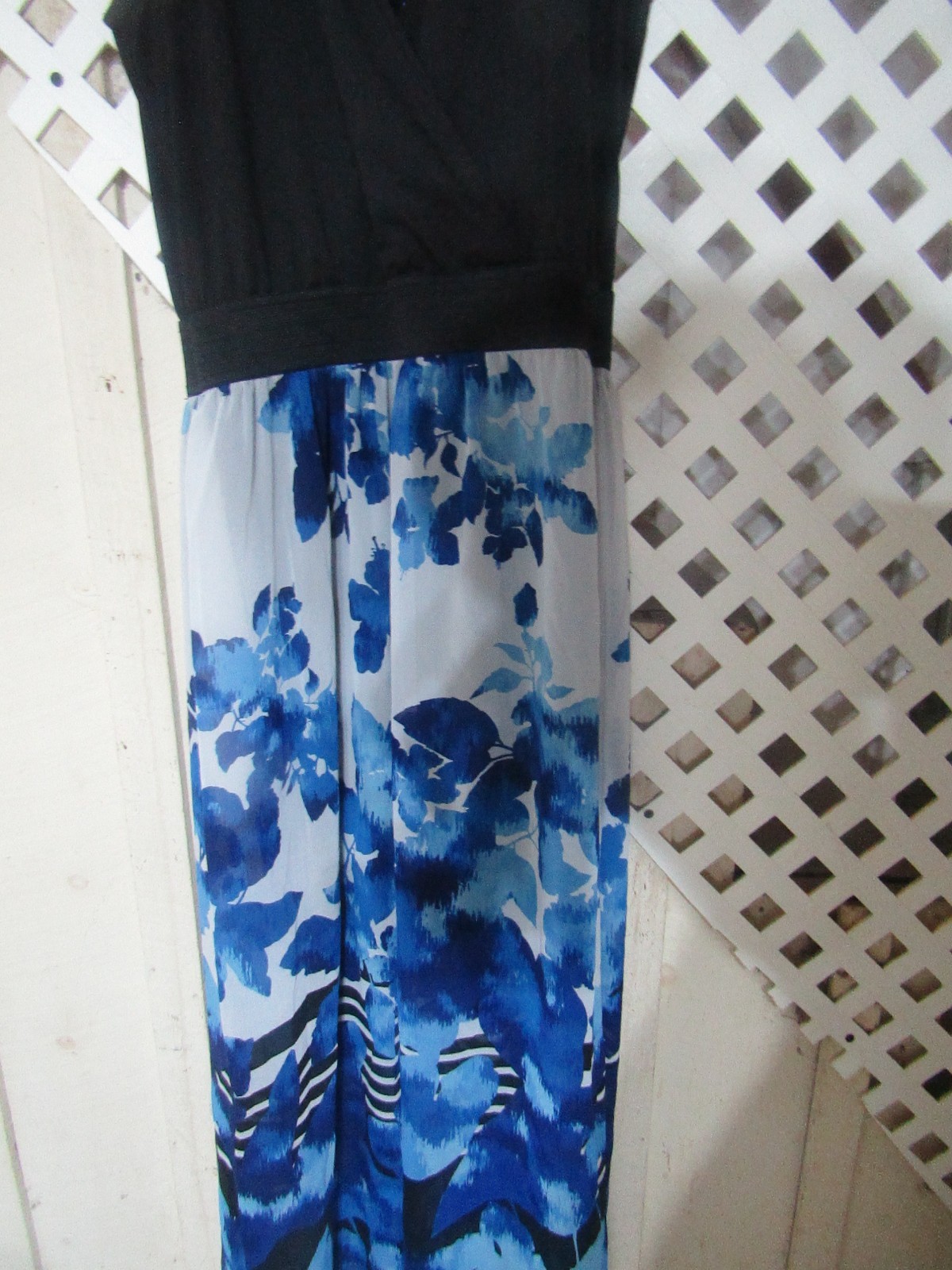 WOMENS SIGNATURE COLLECTION SIZE LG BODICE SKIRT