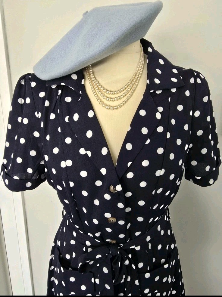 Vintage 1940s 1950s style Navy Blue polka dot Utility day dress Size 10 pockets