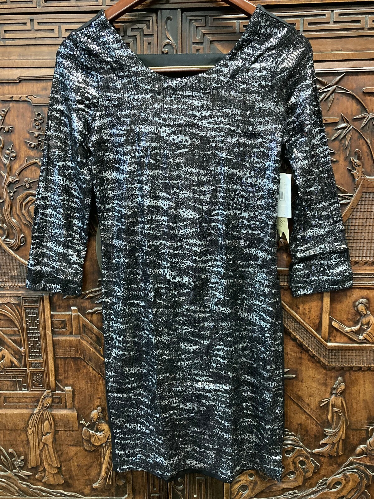 New Petticoat Alley Junior Sequin Low Back Dress, Black, Small