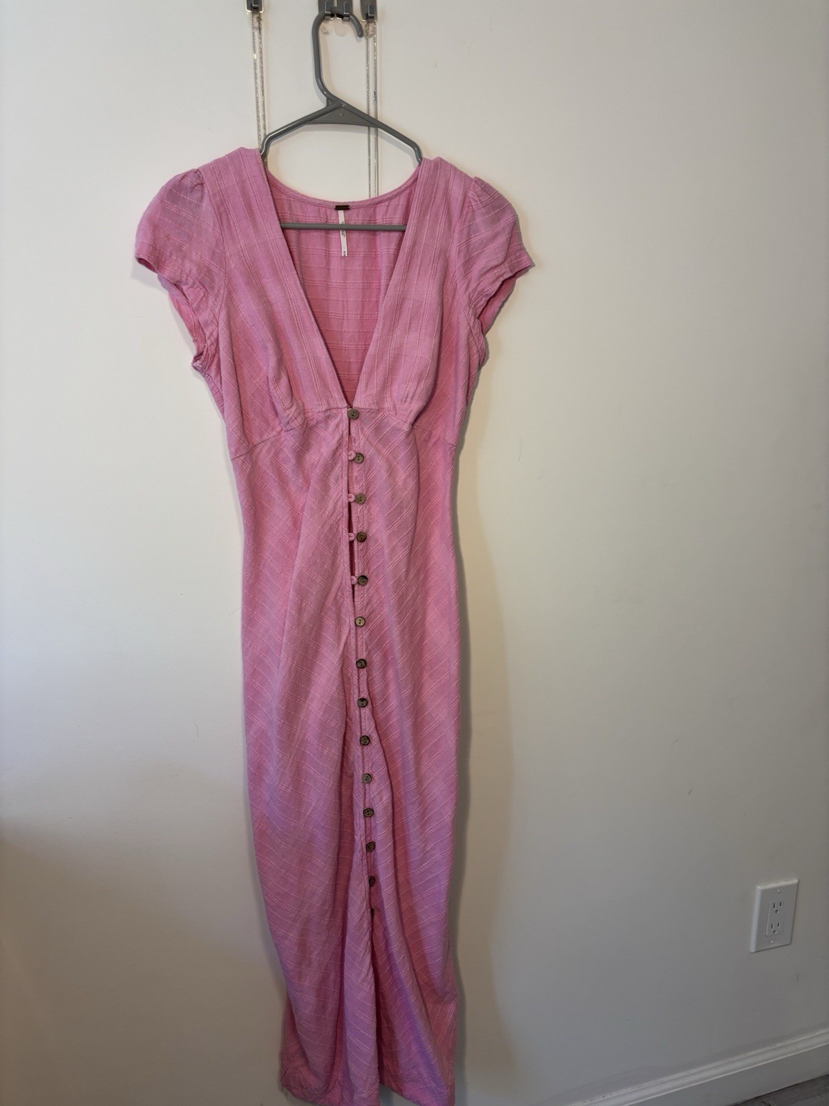 Free People Pink Rayon Woven Solid V-Neck Button Front Cap Sleeve Maxi Dress M