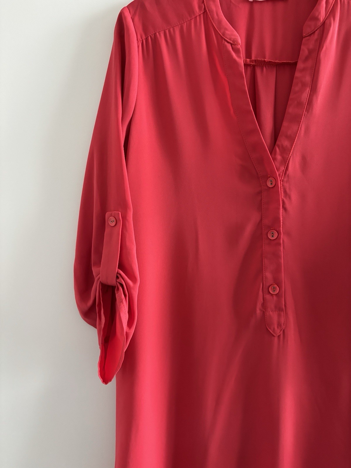 LUSH Dress Red V Neck Tunic Shift Button Roll Tab Women M Minimalist Classic USA