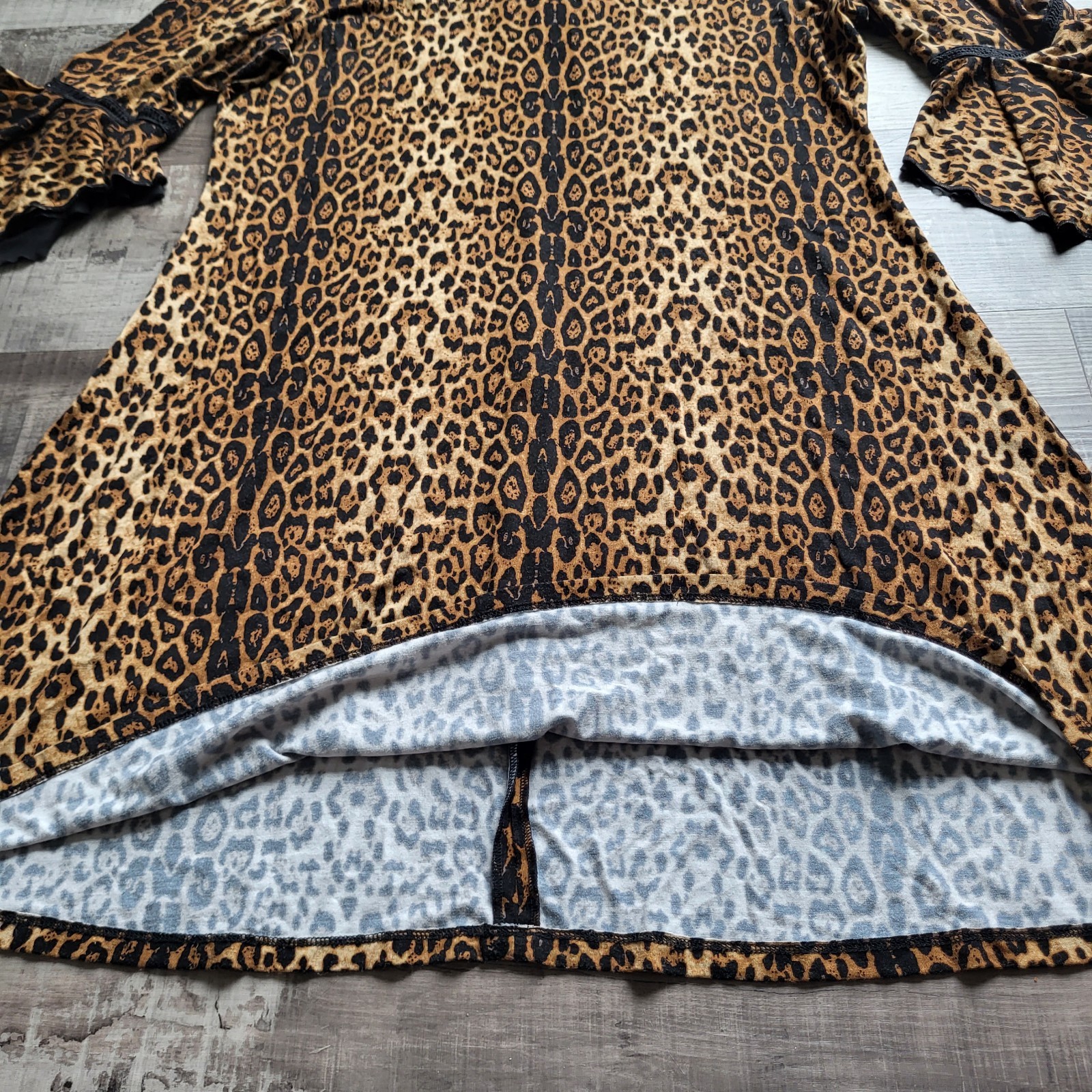 Peter Nygard Leopard Print Shift Dress Large Bell Sleeve Mock Neck Animal Print