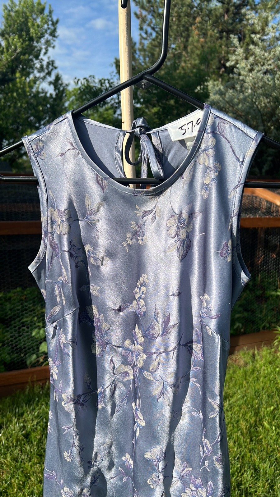 EUC 5•7•9 Lavender Floral Satin Dress • Size 3 Juniors