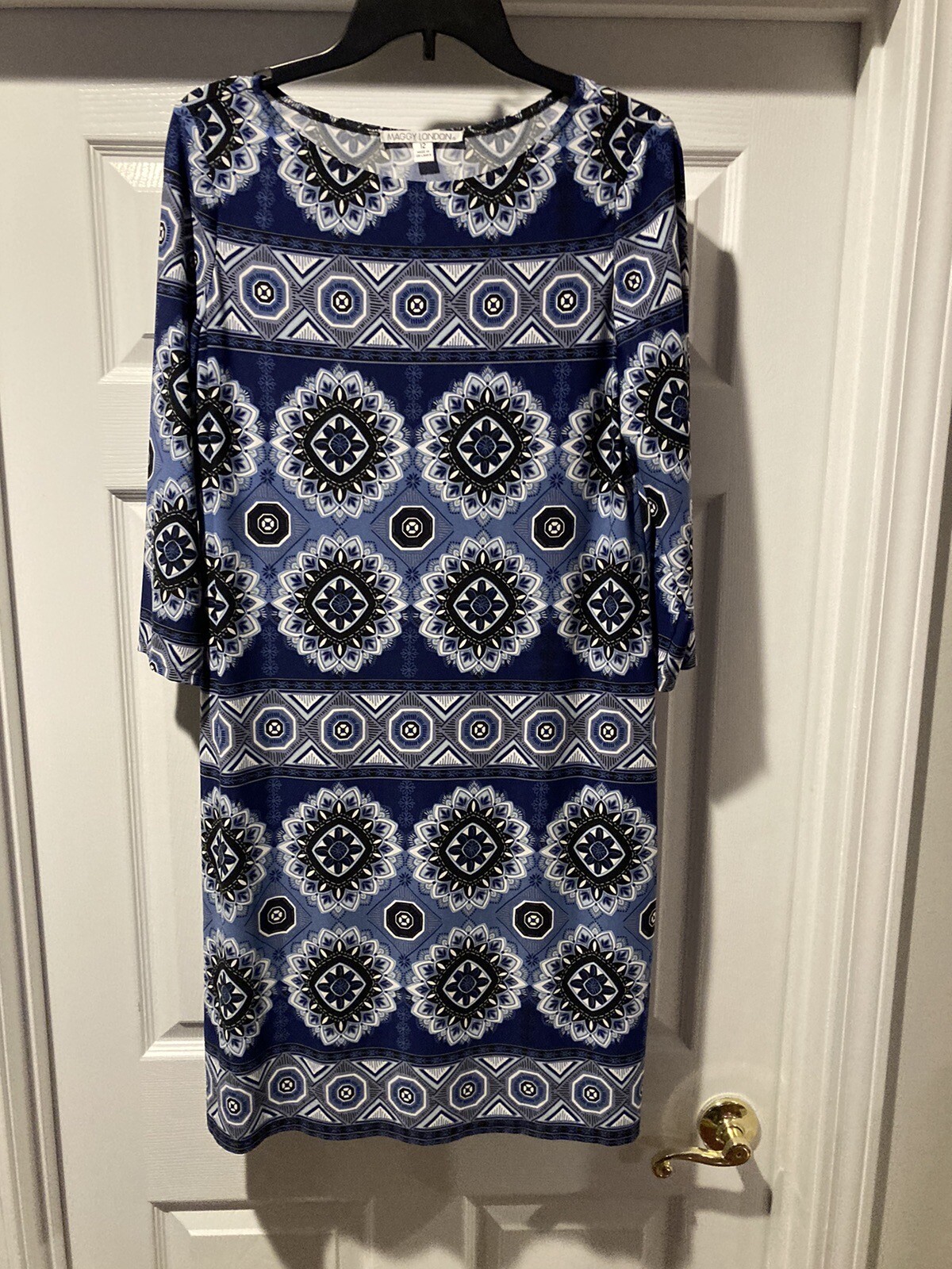 MAGGY LONDON Dress Size 12 Blue White EUC Sri Lanka
