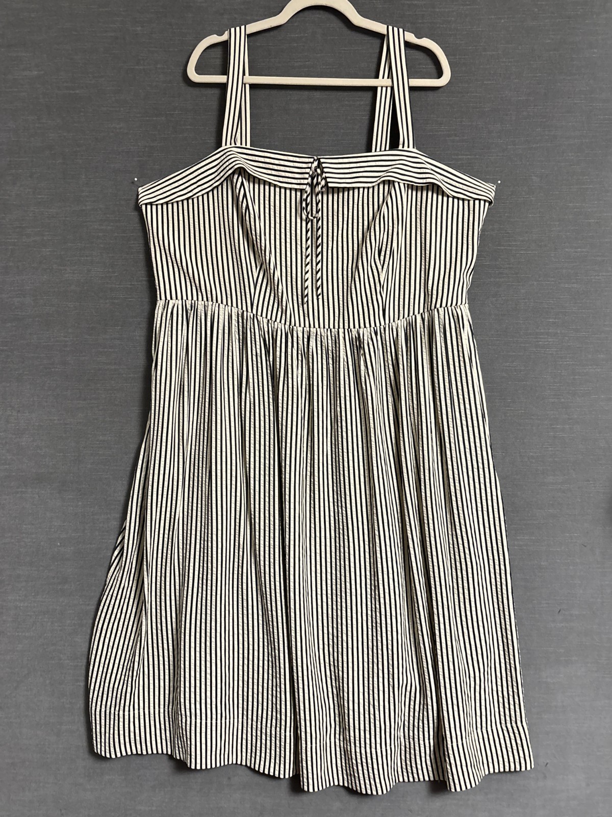 Ava Viv Sun Dress 2X Cream Black Striped Seersucker Summer Smocked Midi Beach
