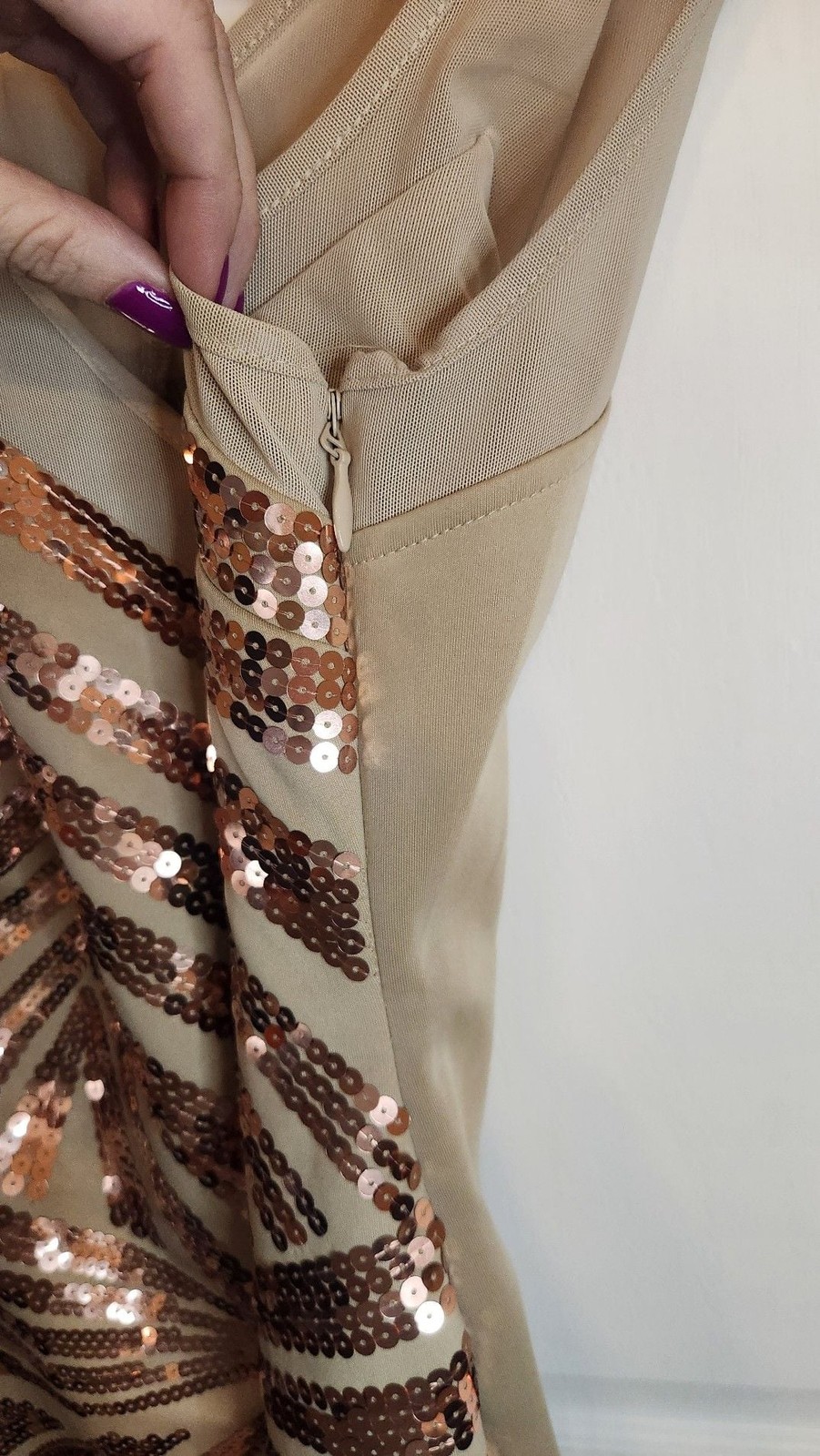 2b Bebe Rose Gold Sequin Bodycon Mini Dress