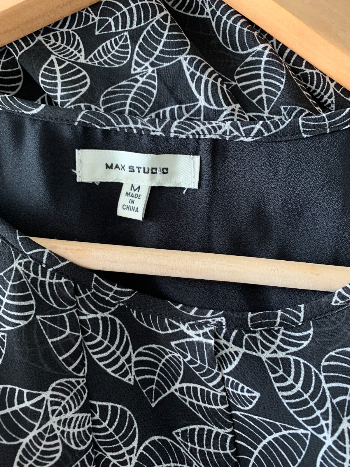 Max Studio Black Sleeveless lightweight Lined Summer Floaty Shift Dress Size M
