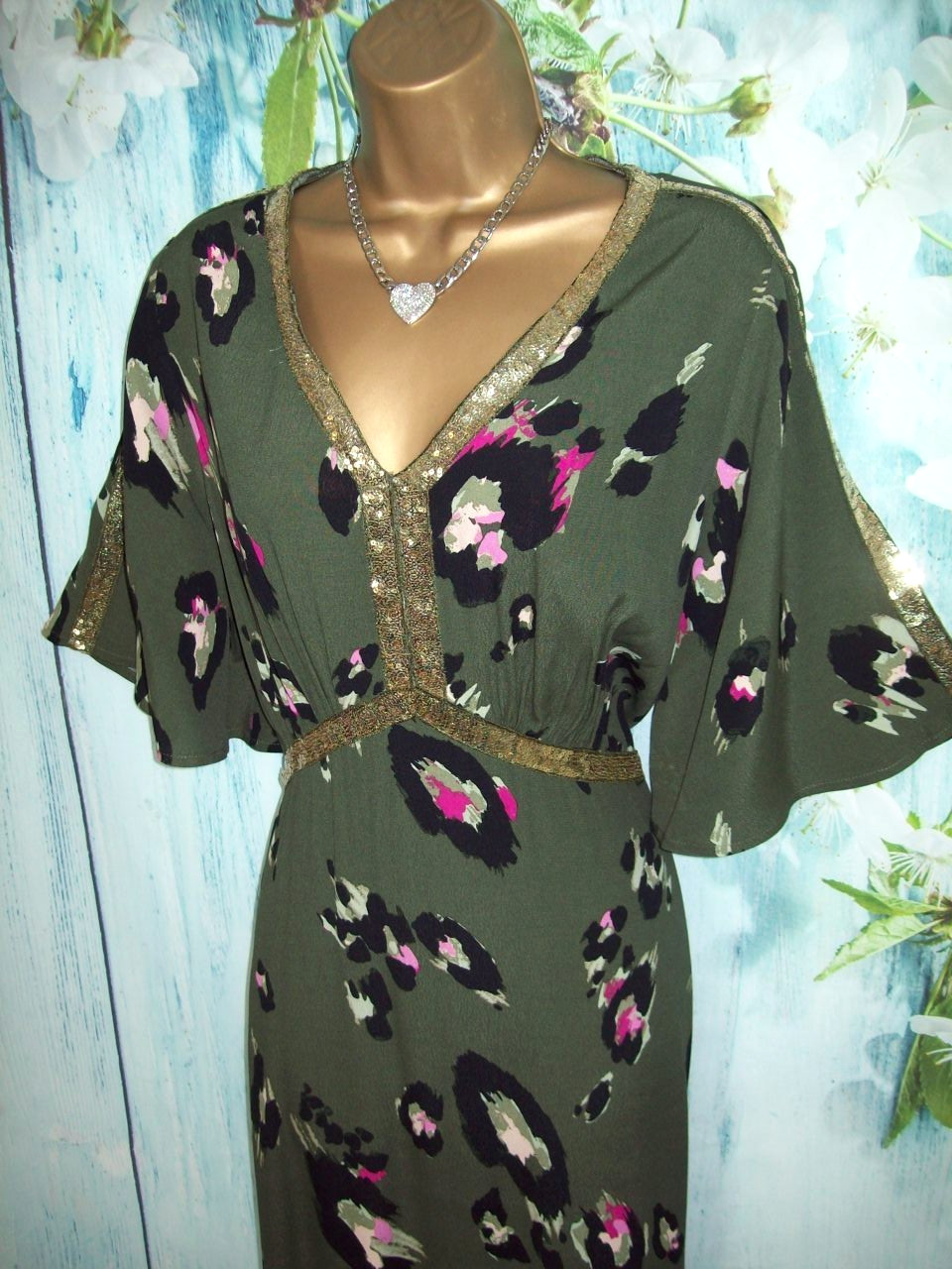 Next Love & Roses Khaki Green Animal Sequin Angel Sleeve Midi Dress Size 14