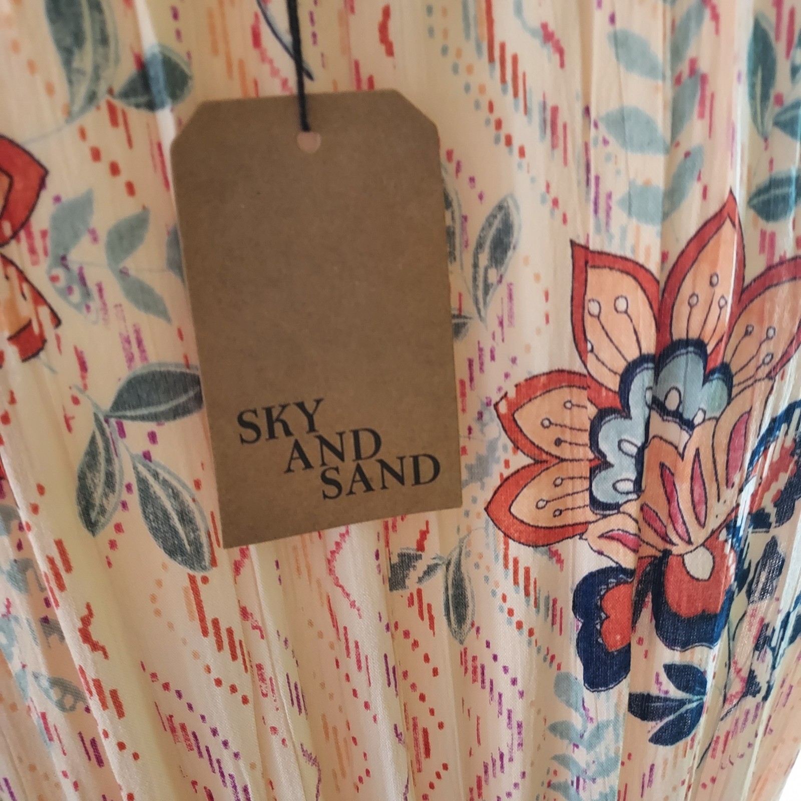 Sky and Sand Peach Floral Sleeveless Midi Dress Ruffle Tie Smocked with Hat.