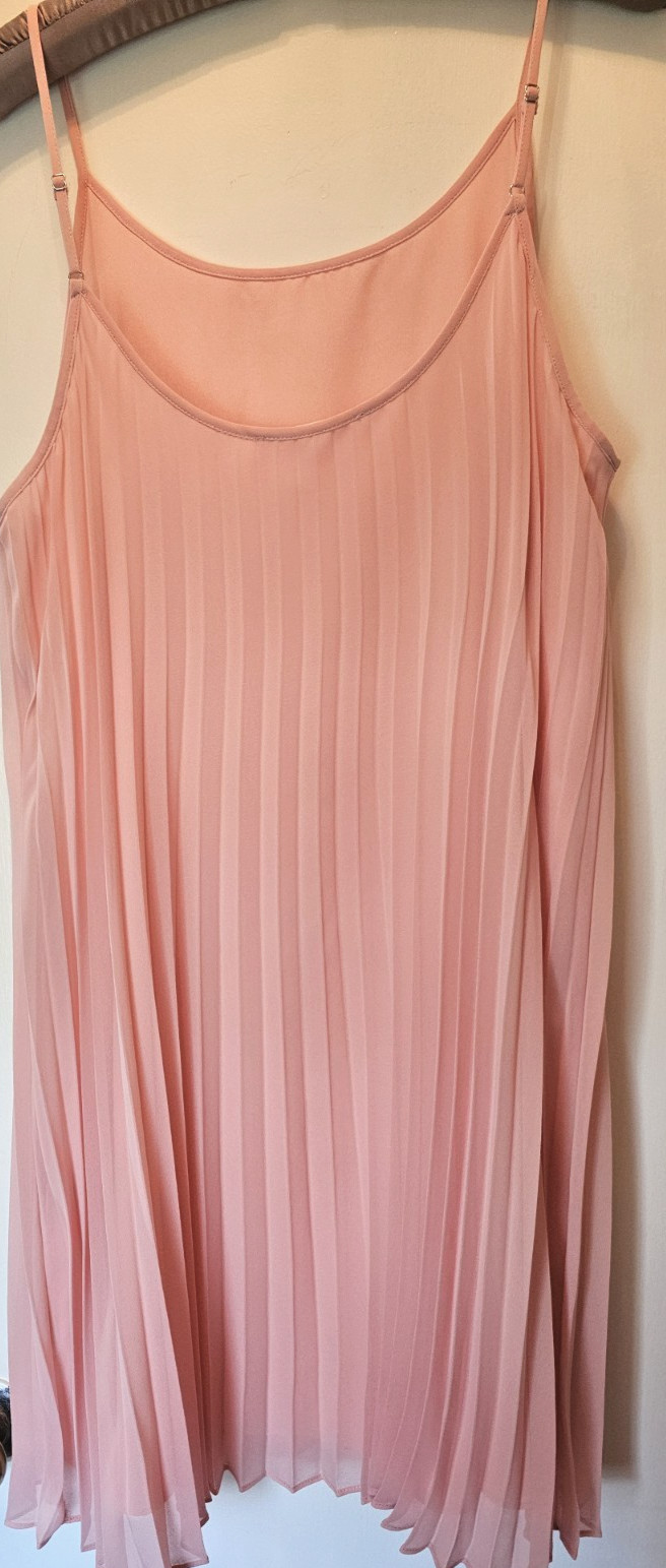 BCBGeneration Pink Pleated Lined Strappy Short Dress -Medium-Perfect for Parties