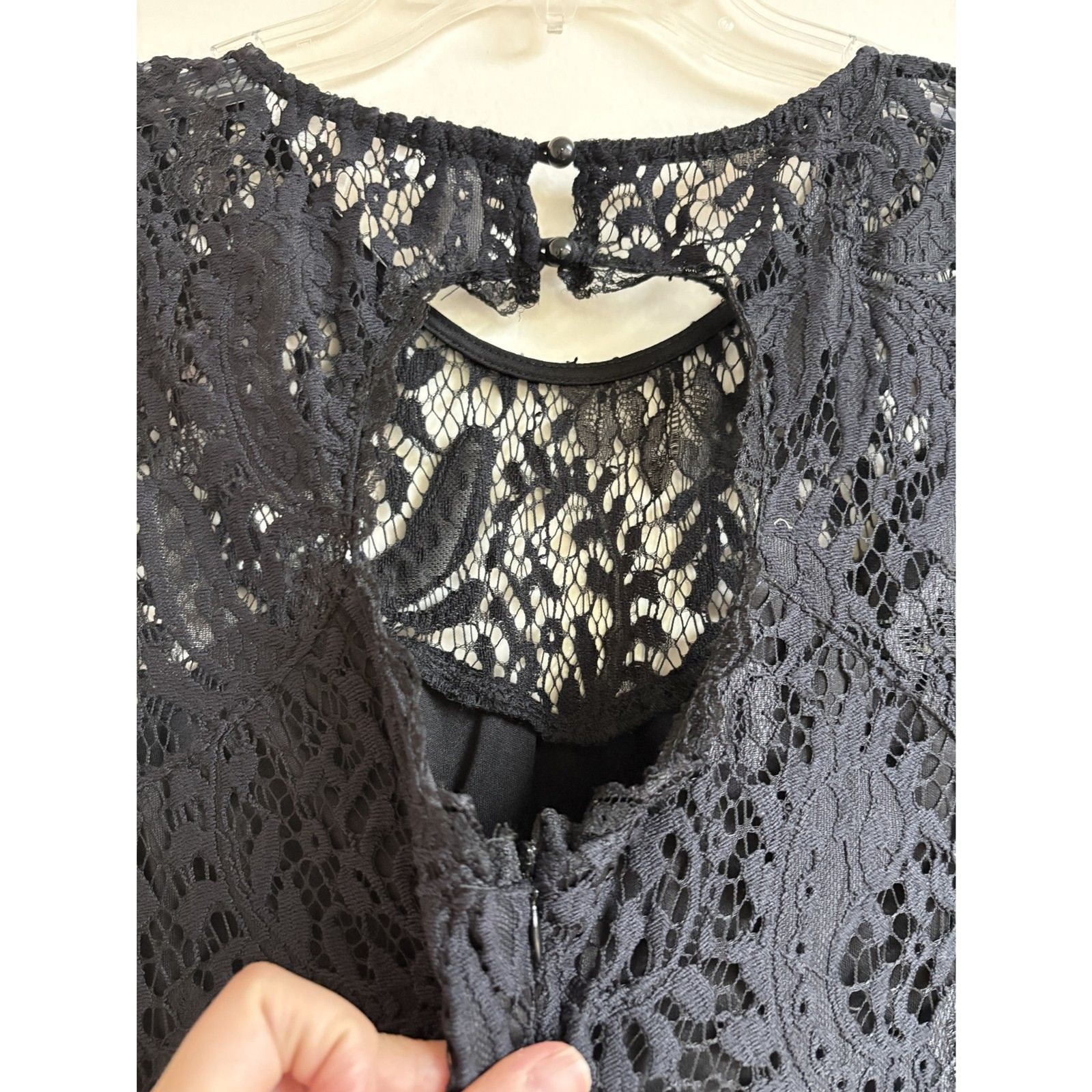 Socialite Black Lace Open Back Mini Dress M Cutout Guipure Cap Cocktail LBD Noir