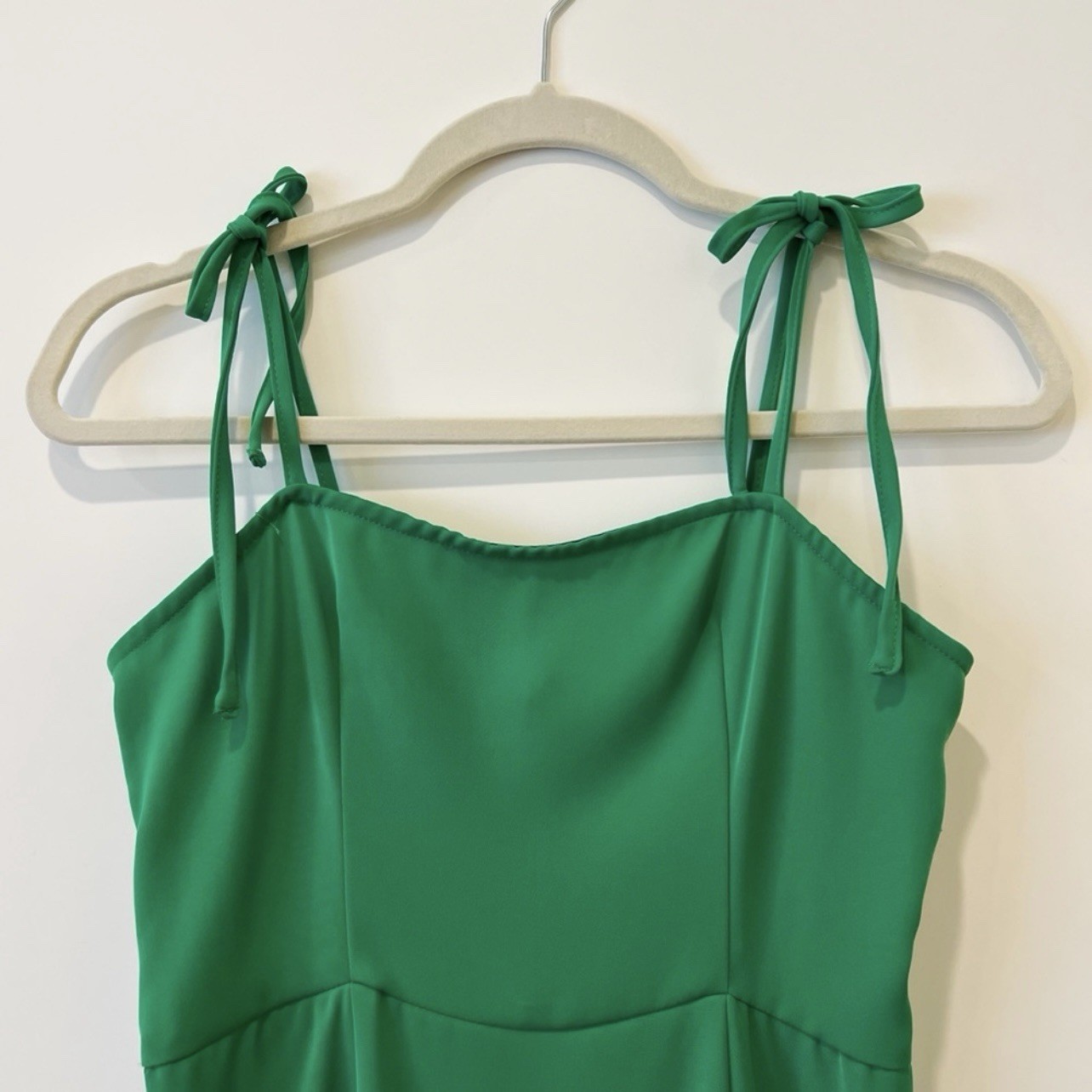 Superdown Kendall Tie Strap Midi Dress Empire Waist Sheath Bodycon Green Size S