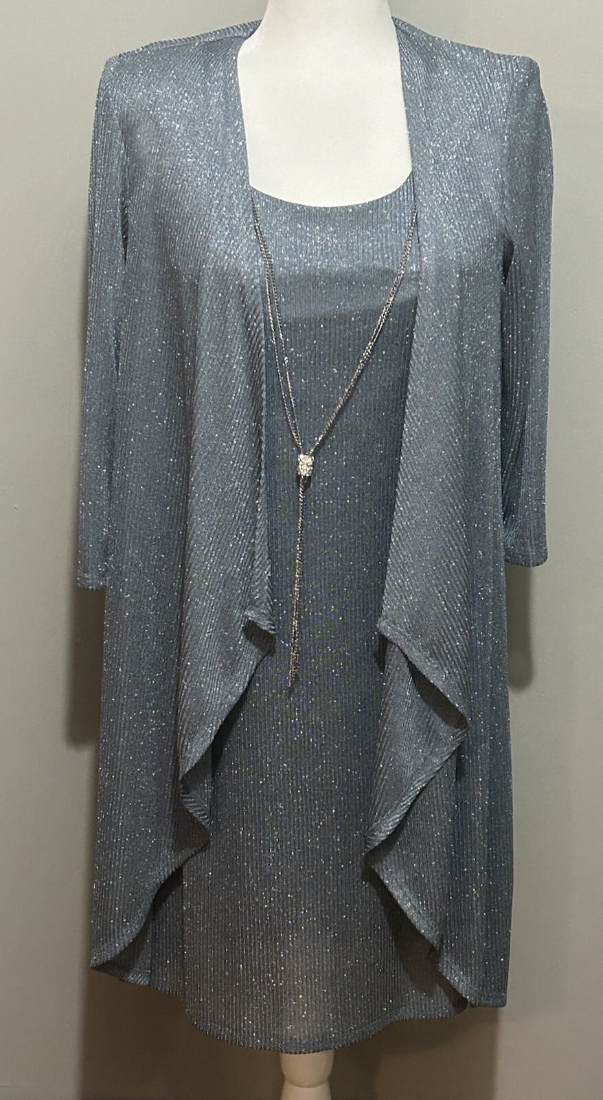 R&M Richards Women’s Silver Metallic 2pc Set Jacket & Tank Dress Size 8 $109