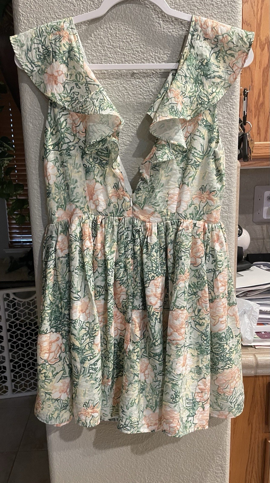 Hello Molly Green & Pink Floral Plunging Ruffle Mini Dress – Size L (US 8)