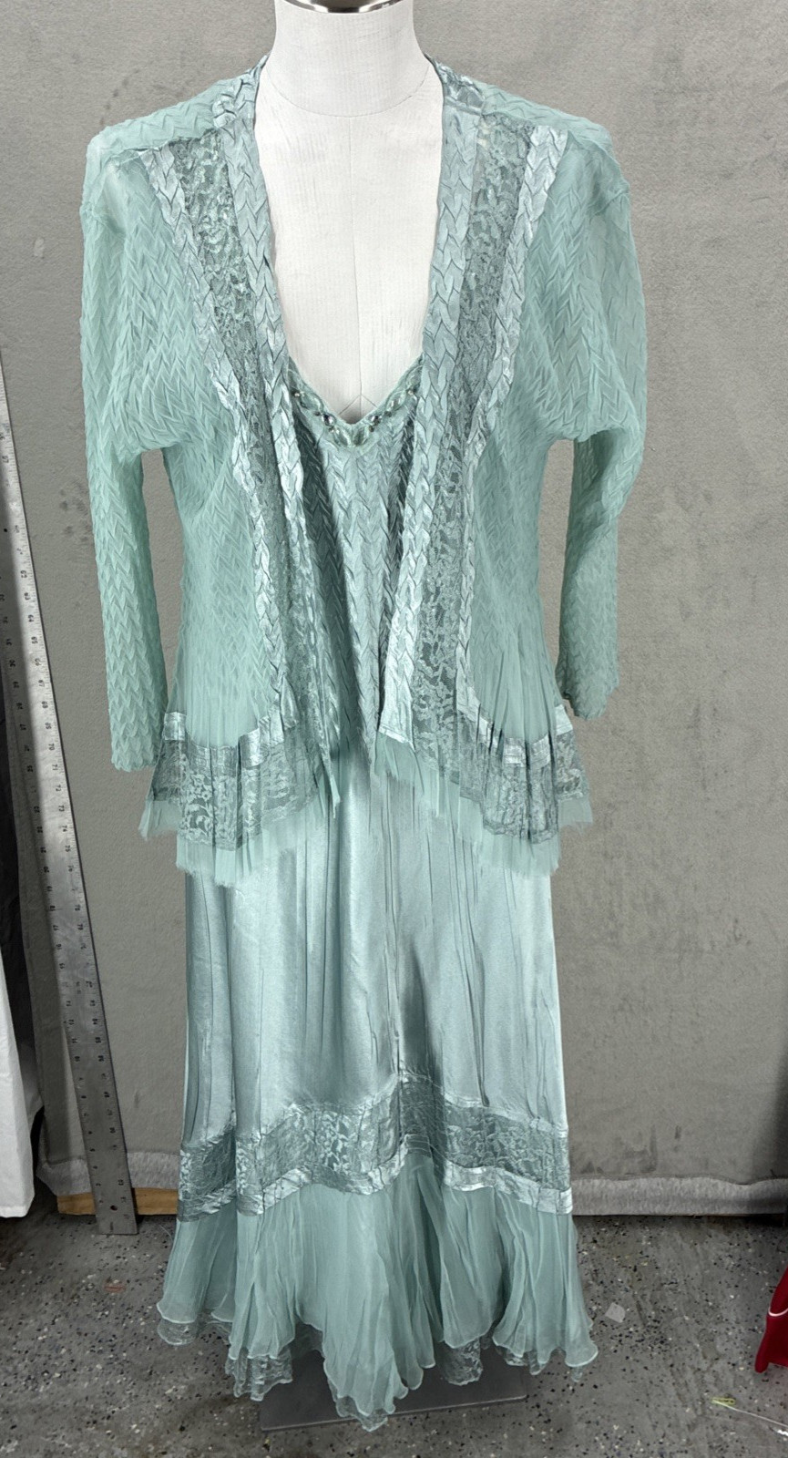 Komarov Two Piece Dress & Charmeuse Chiffon Midi Beaded Satin XL