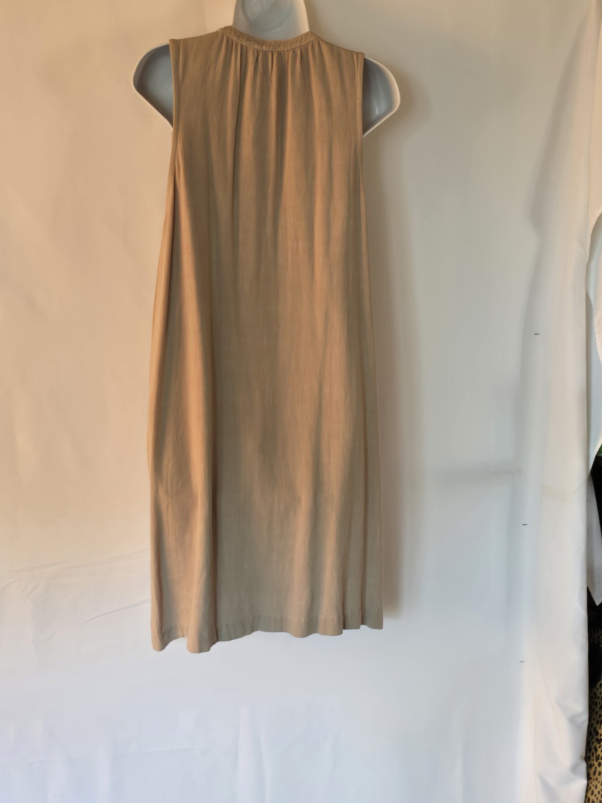 Splendid Beige Sleeveles V Neck A Line Dress Sz L NWT