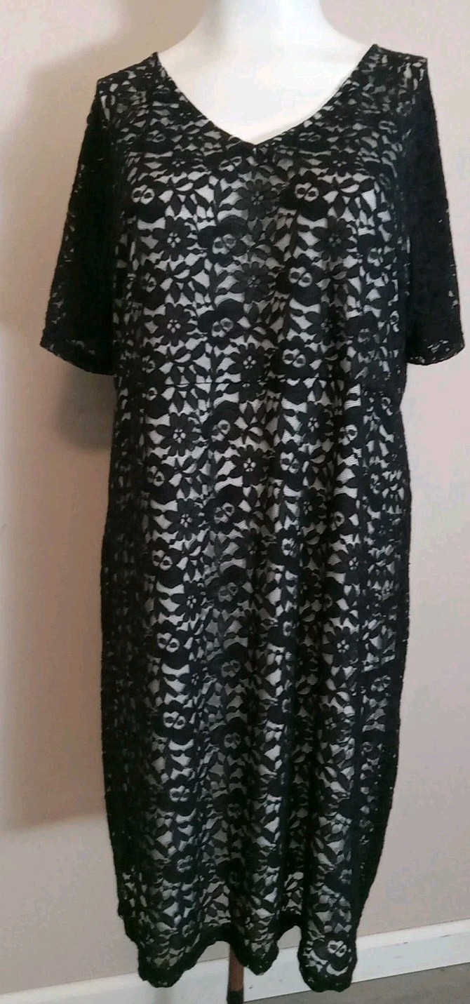 agnes orinda Black Lace White Underlined Double V Neck Stretch Zip Dress Size 4X
