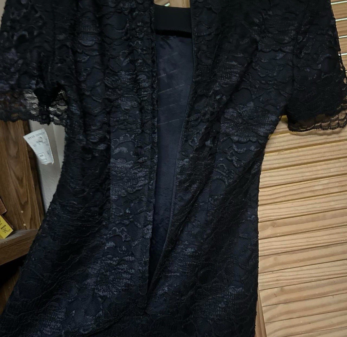 Vintage My Michelle Black Lace Short Sleeve Dress