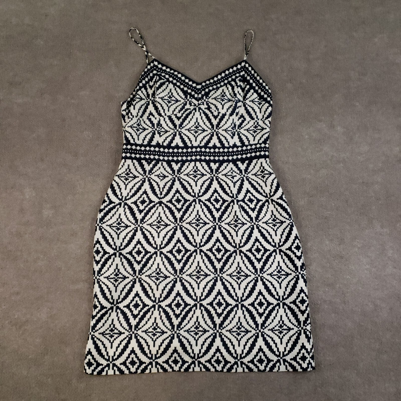 Milly Dress Womens Size 10 Black White 100% Silk Lightweight Straps Lined