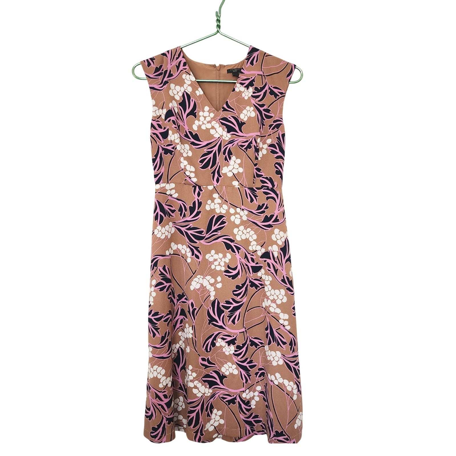 Ann Taylor Factory Petite Floral Berry V-Neck Sleeveless Sheath Dress Tan 00P
