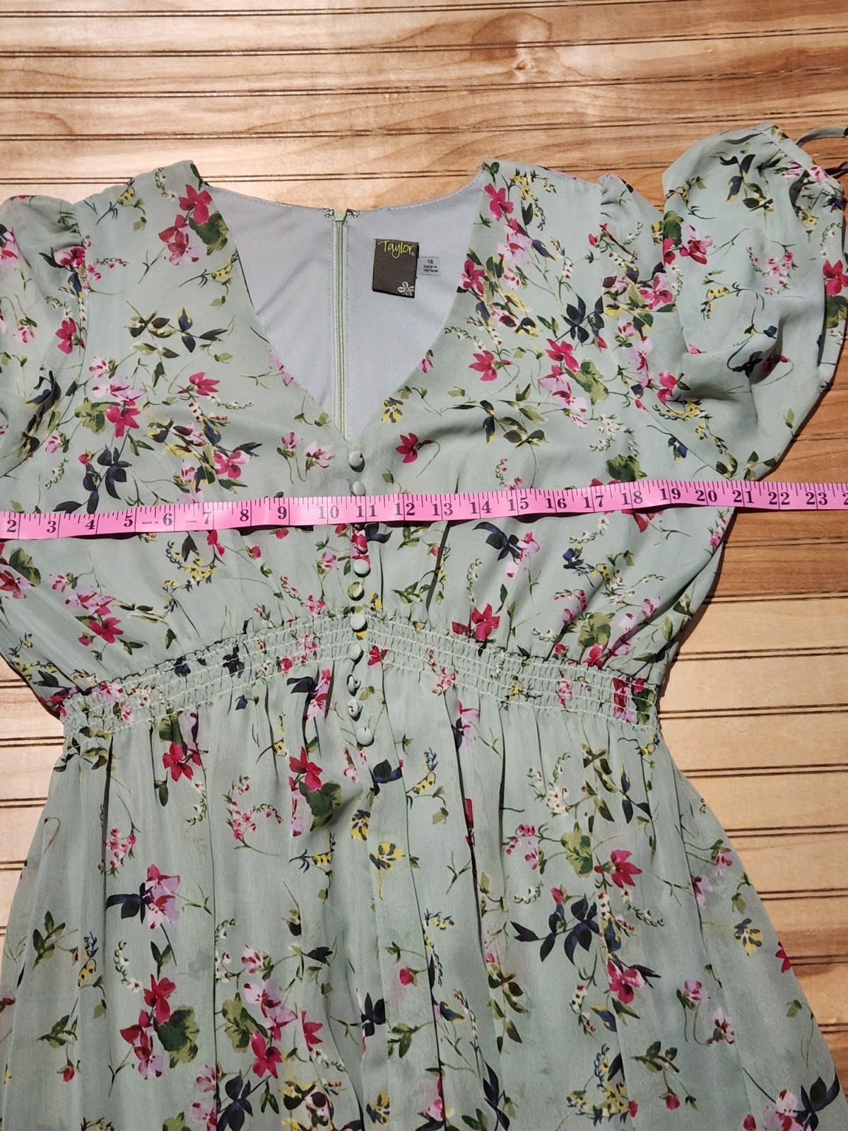 Taylor Sage Green Floral Smocked Tiered Dress sz16 Boho Romantic Sheer Garden