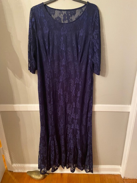 Lace Maxi Dress With Lining / Dark Blue / Navy